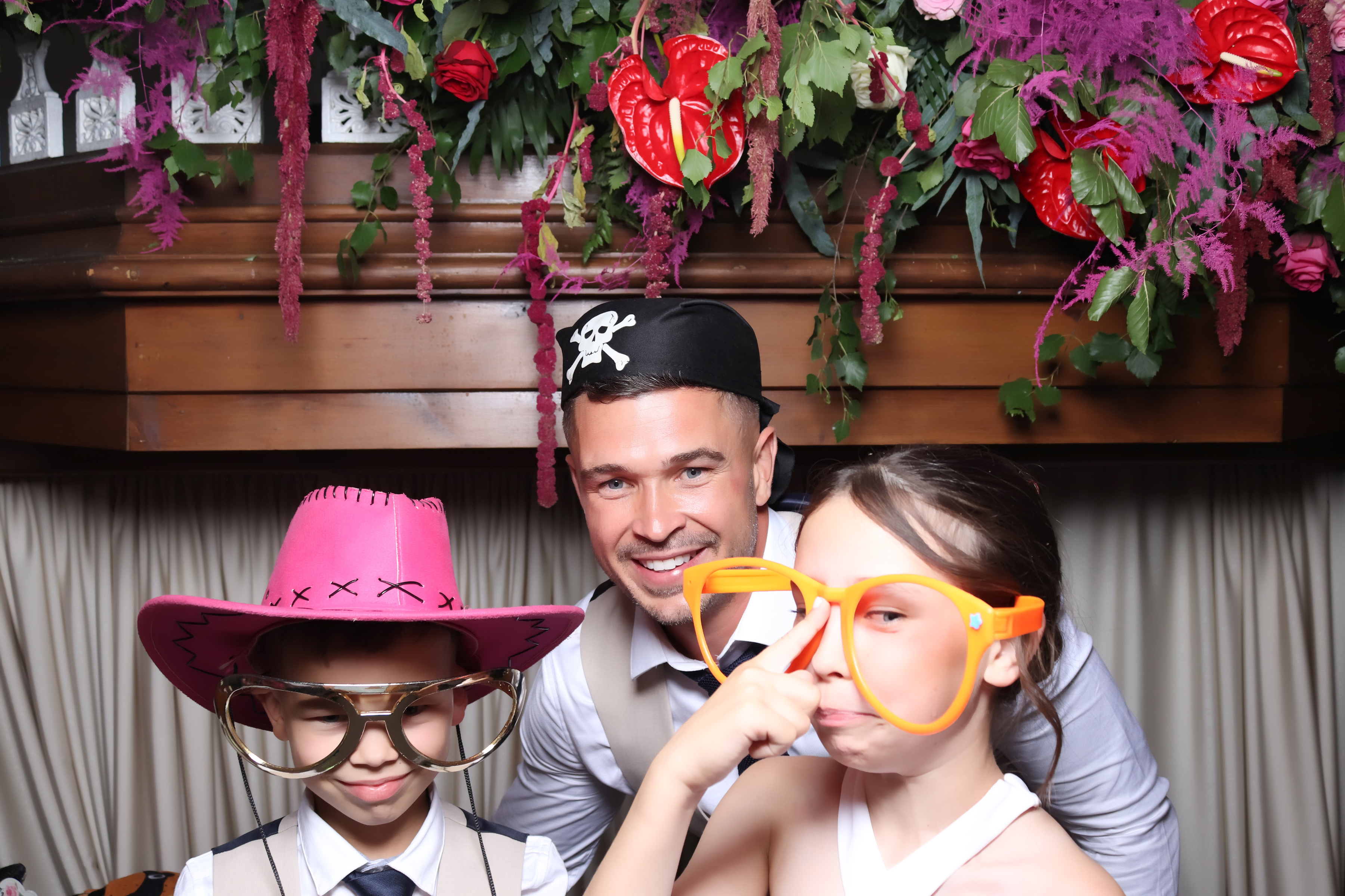 Jessica and Leonard wedding | View more photos from the event at gallery.pbooth.co.uk/u/ThePboothCompany/Jessica-and-Leonard-wedding