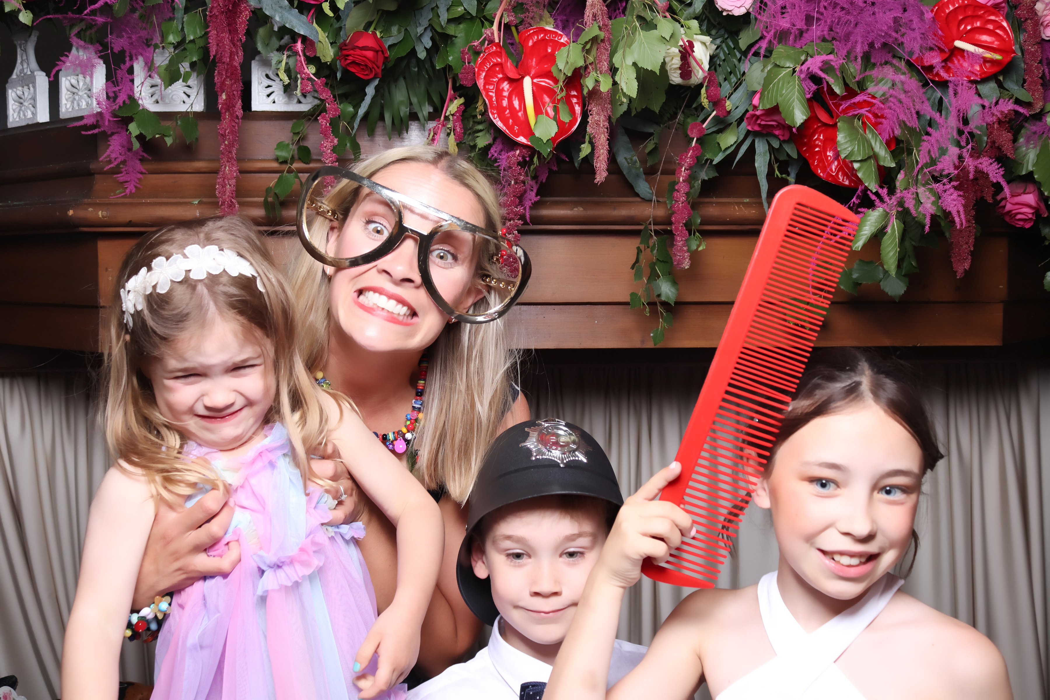 Jessica and Leonard wedding | View more photos from the event at gallery.pbooth.co.uk/u/ThePboothCompany/Jessica-and-Leonard-wedding