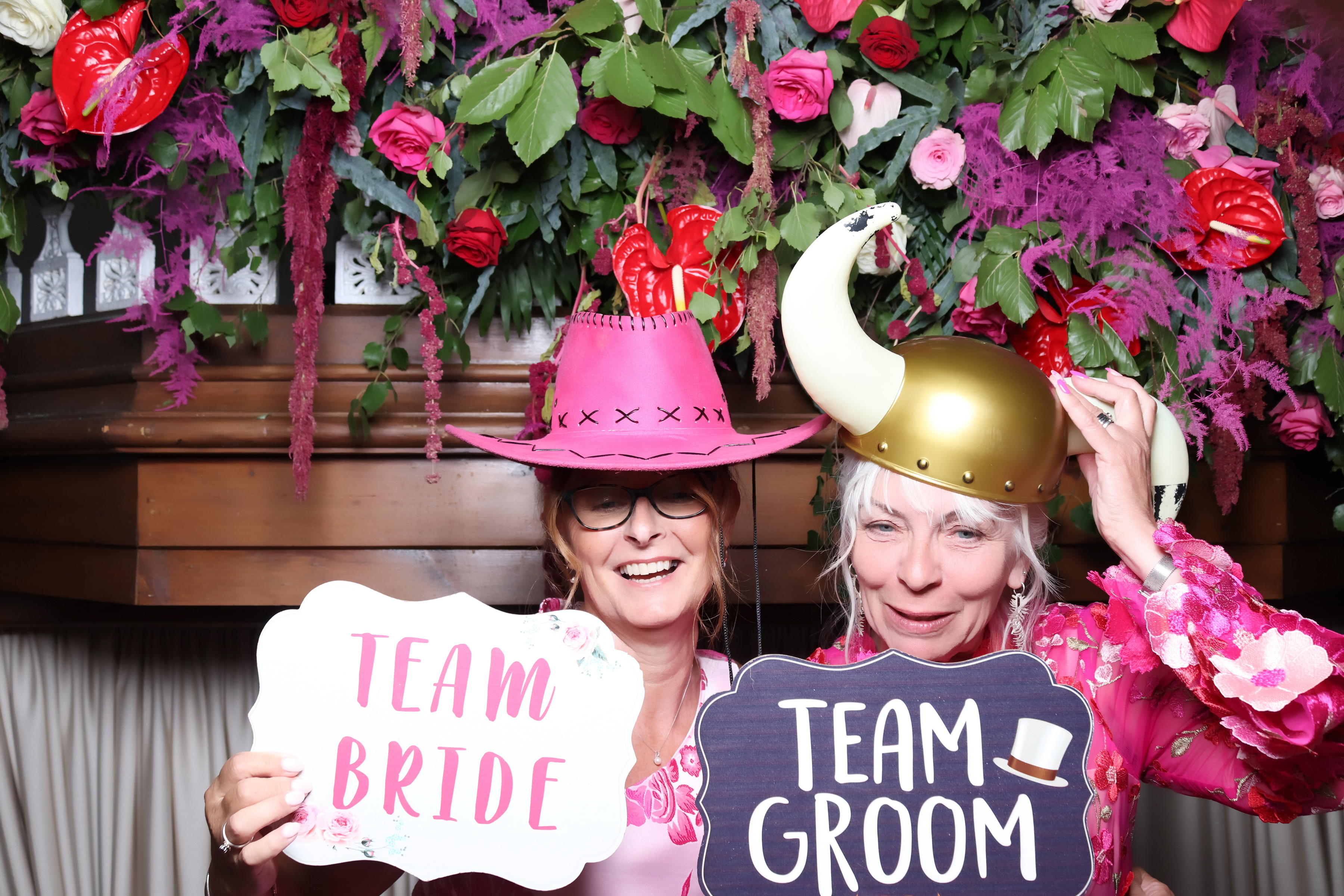 Jessica and Leonard wedding | View more photos from the event at gallery.pbooth.co.uk/u/ThePboothCompany/Jessica-and-Leonard-wedding