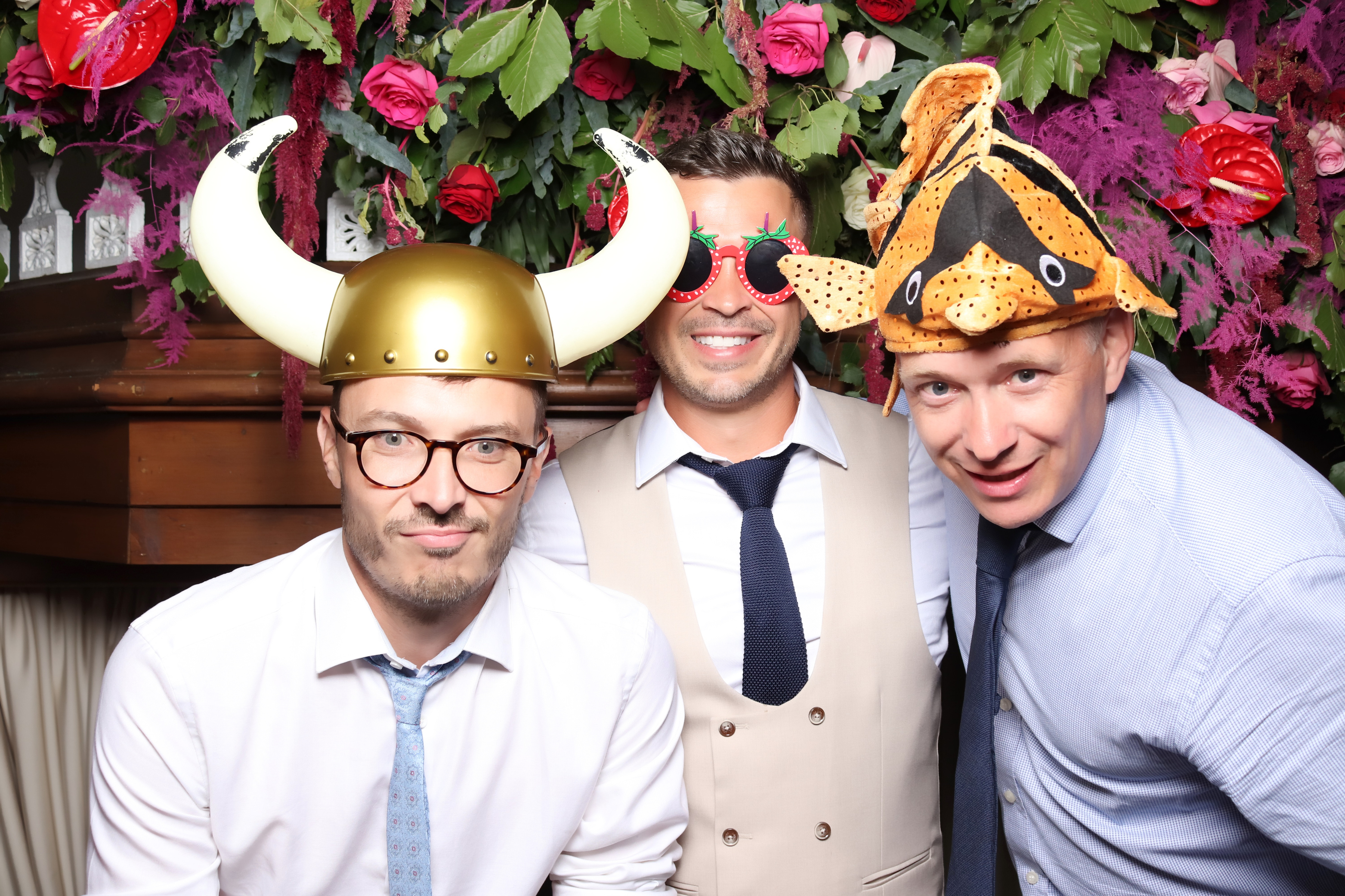 Jessica and Leonard wedding | View more photos from the event at gallery.pbooth.co.uk/u/ThePboothCompany/Jessica-and-Leonard-wedding