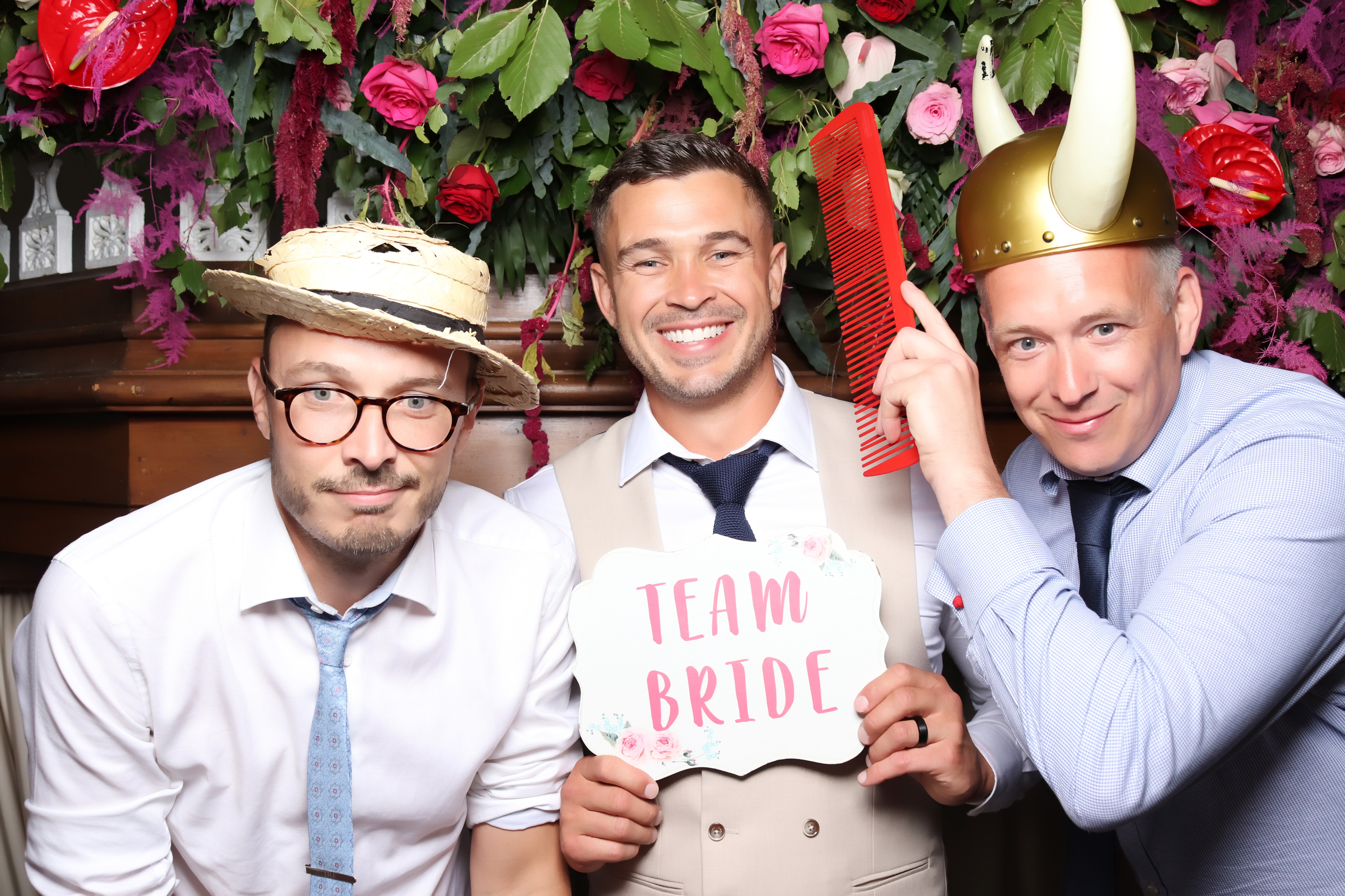 Jessica and Leonard wedding | View more photos from the event at gallery.pbooth.co.uk/u/ThePboothCompany/Jessica-and-Leonard-wedding