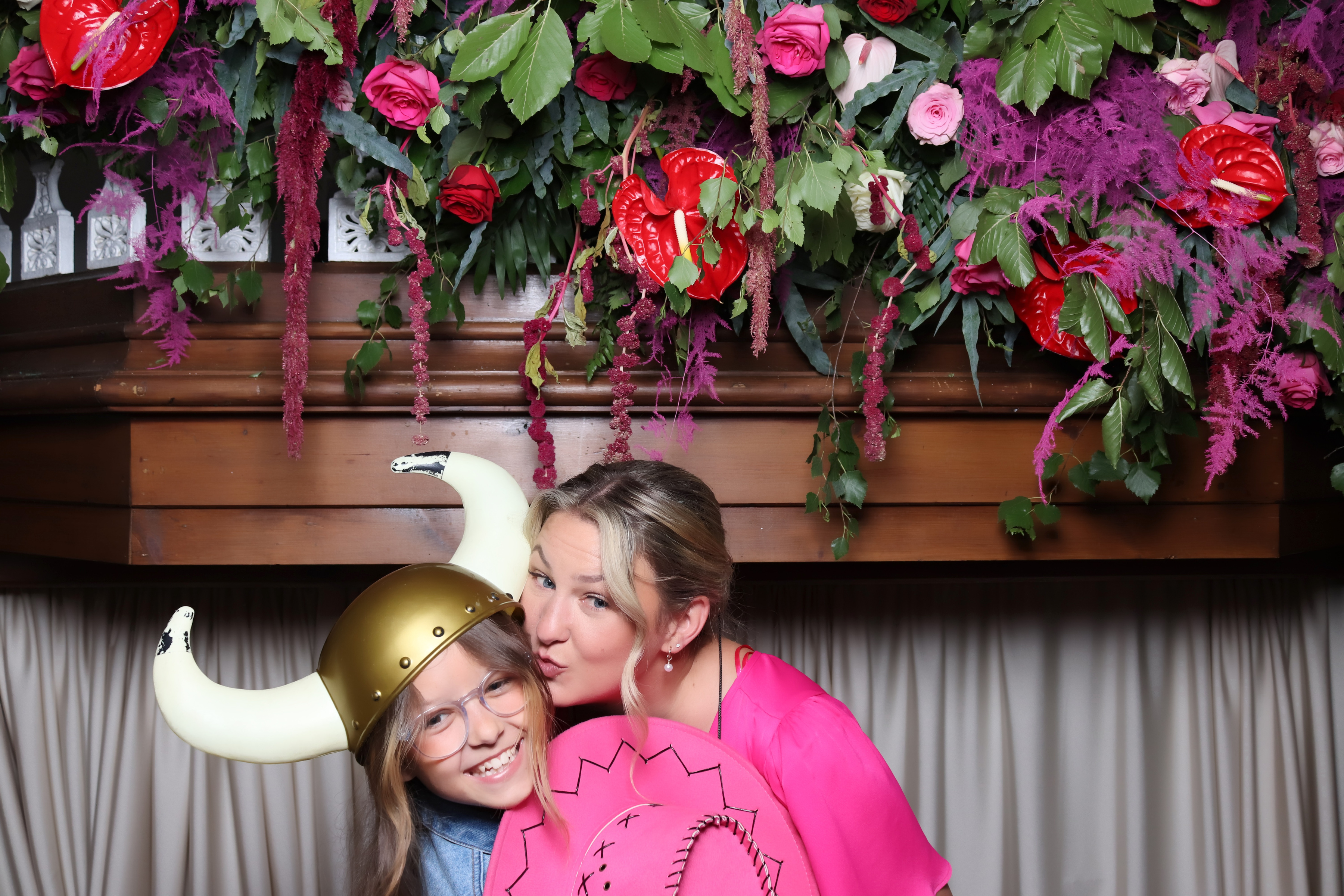 Jessica and Leonard wedding | View more photos from the event at gallery.pbooth.co.uk/u/ThePboothCompany/Jessica-and-Leonard-wedding