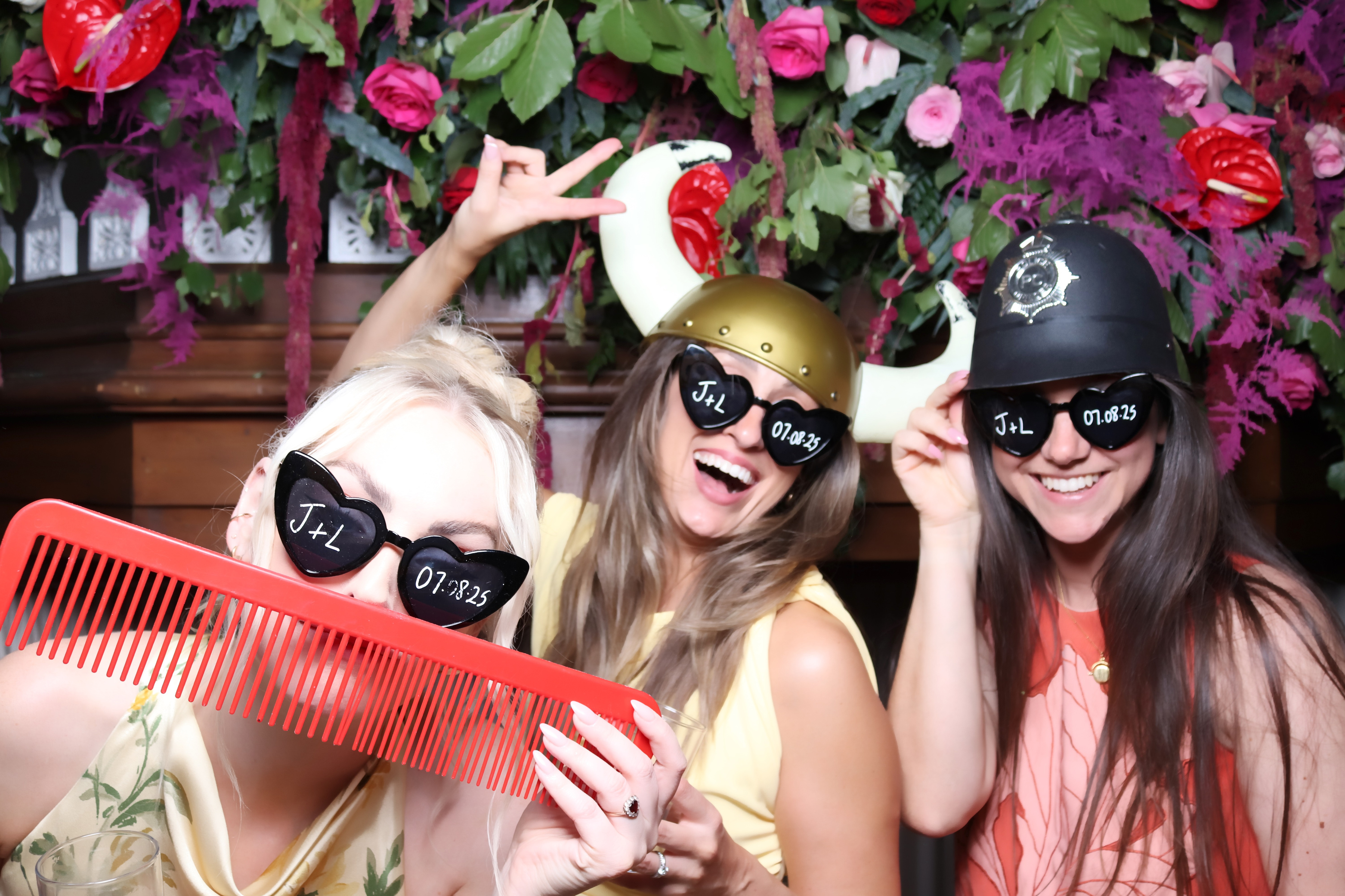 Jessica and Leonard wedding | View more photos from the event at gallery.pbooth.co.uk/u/ThePboothCompany/Jessica-and-Leonard-wedding