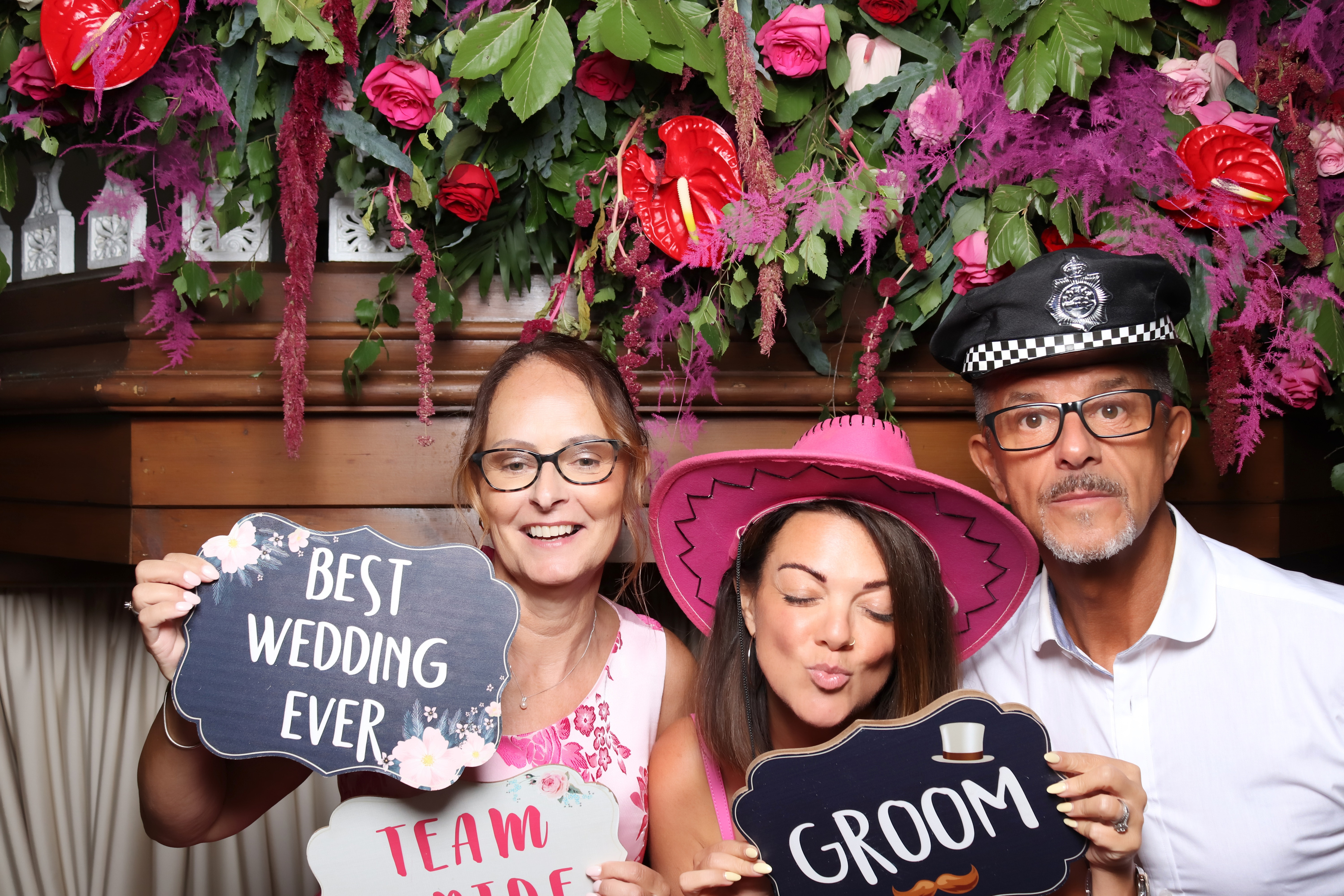 Jessica and Leonard wedding | View more photos from the event at gallery.pbooth.co.uk/u/ThePboothCompany/Jessica-and-Leonard-wedding