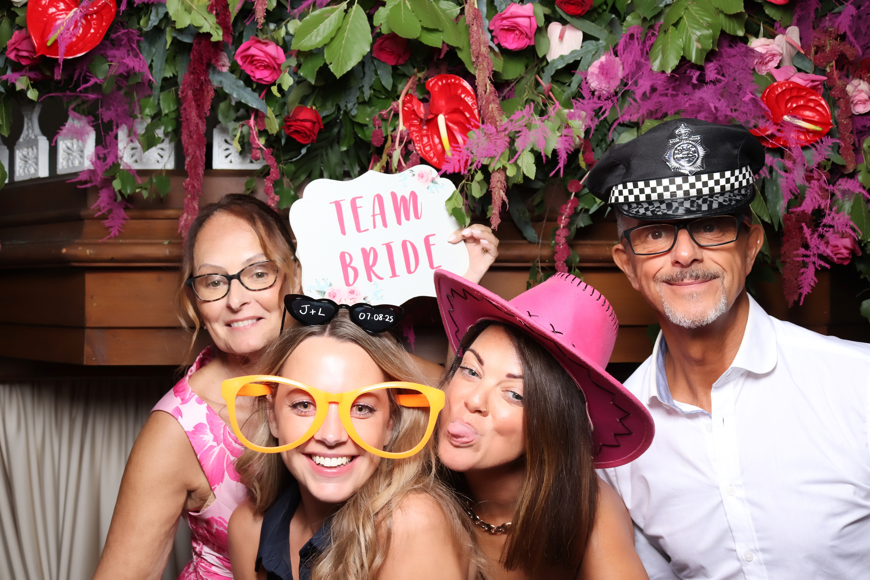 Jessica and Leonard wedding | View more photos from the event at gallery.pbooth.co.uk/u/ThePboothCompany/Jessica-and-Leonard-wedding