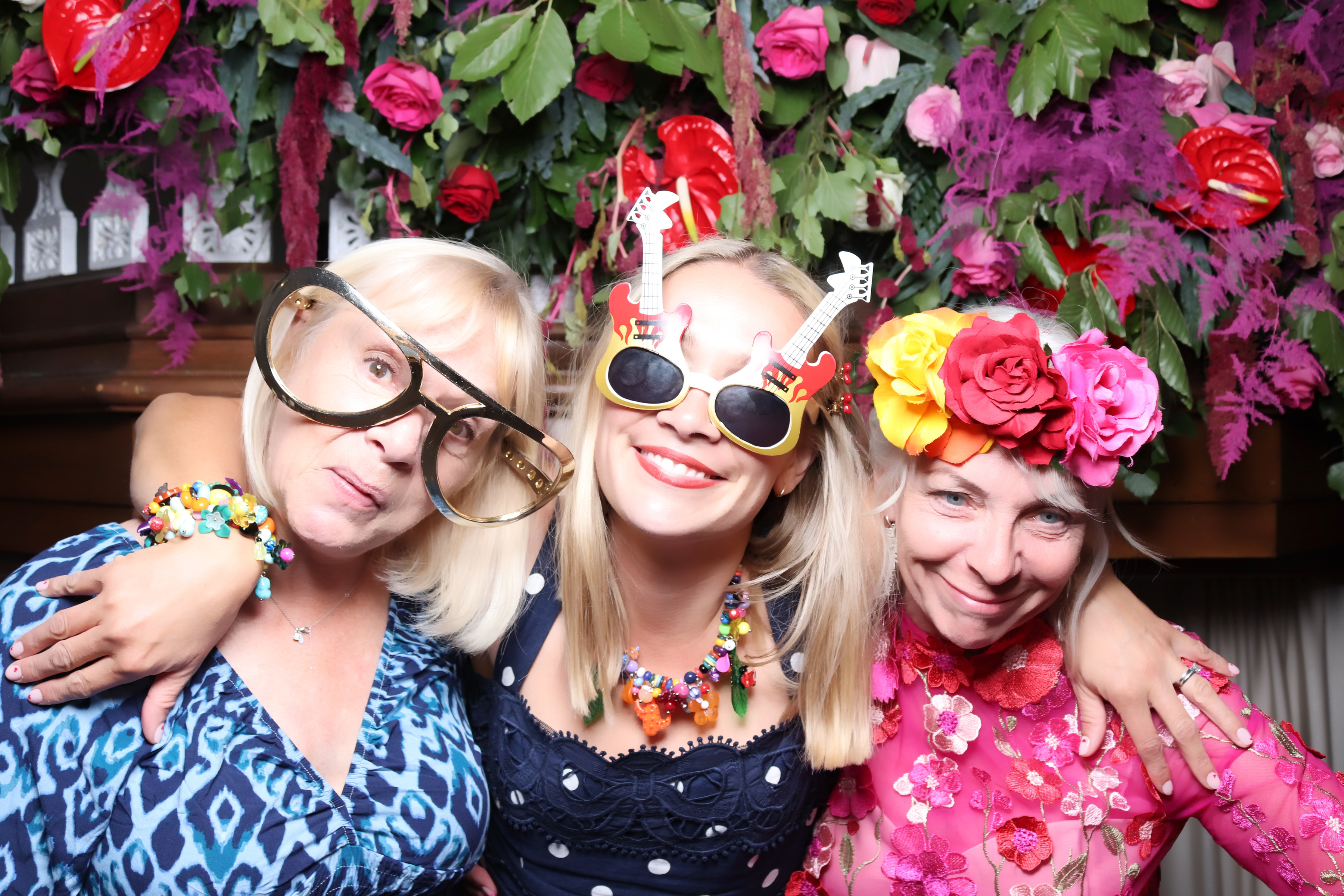 Jessica and Leonard wedding | View more photos from the event at gallery.pbooth.co.uk/u/ThePboothCompany/Jessica-and-Leonard-wedding