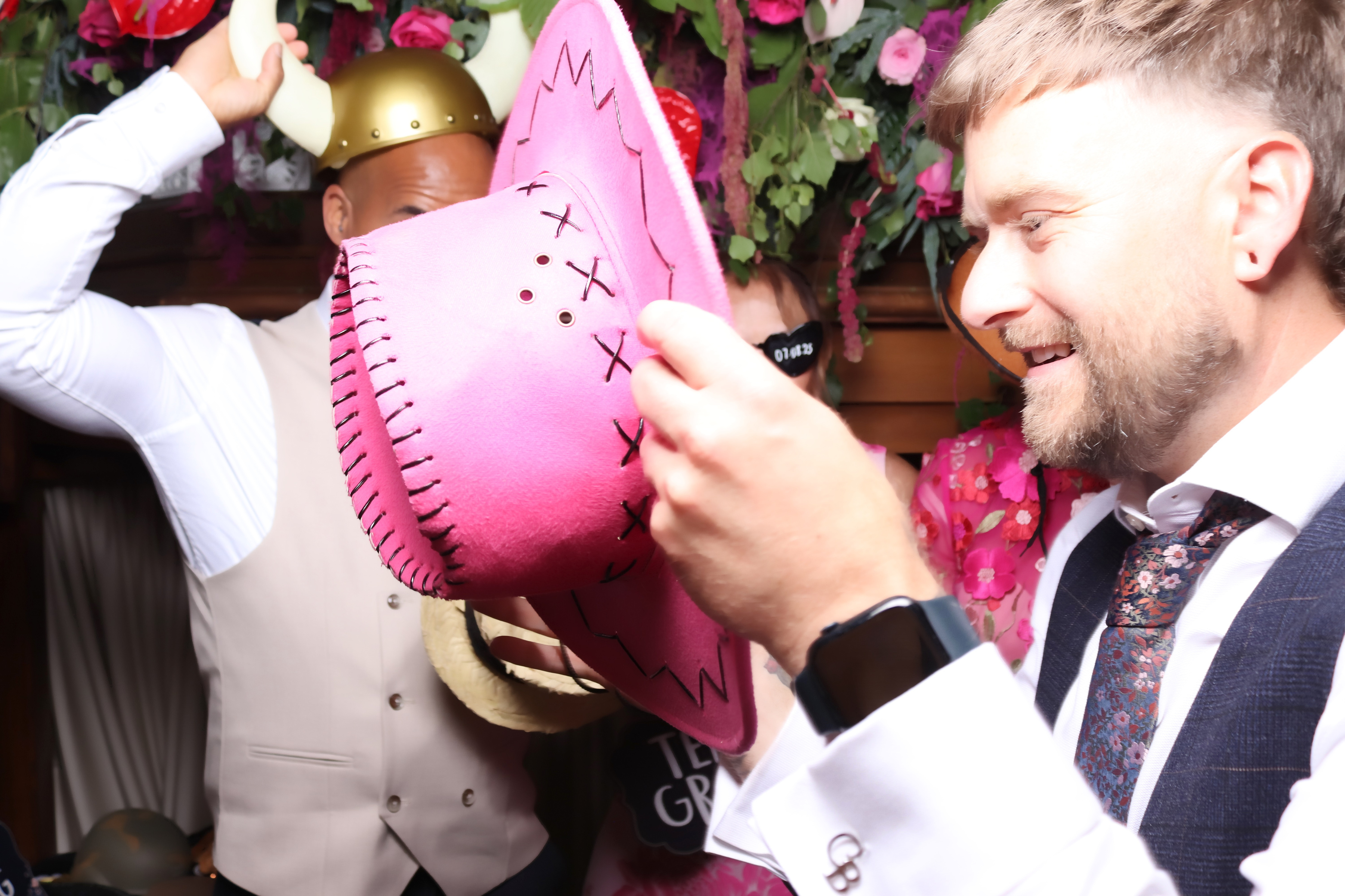 Jessica and Leonard wedding | View more photos from the event at gallery.pbooth.co.uk/u/ThePboothCompany/Jessica-and-Leonard-wedding