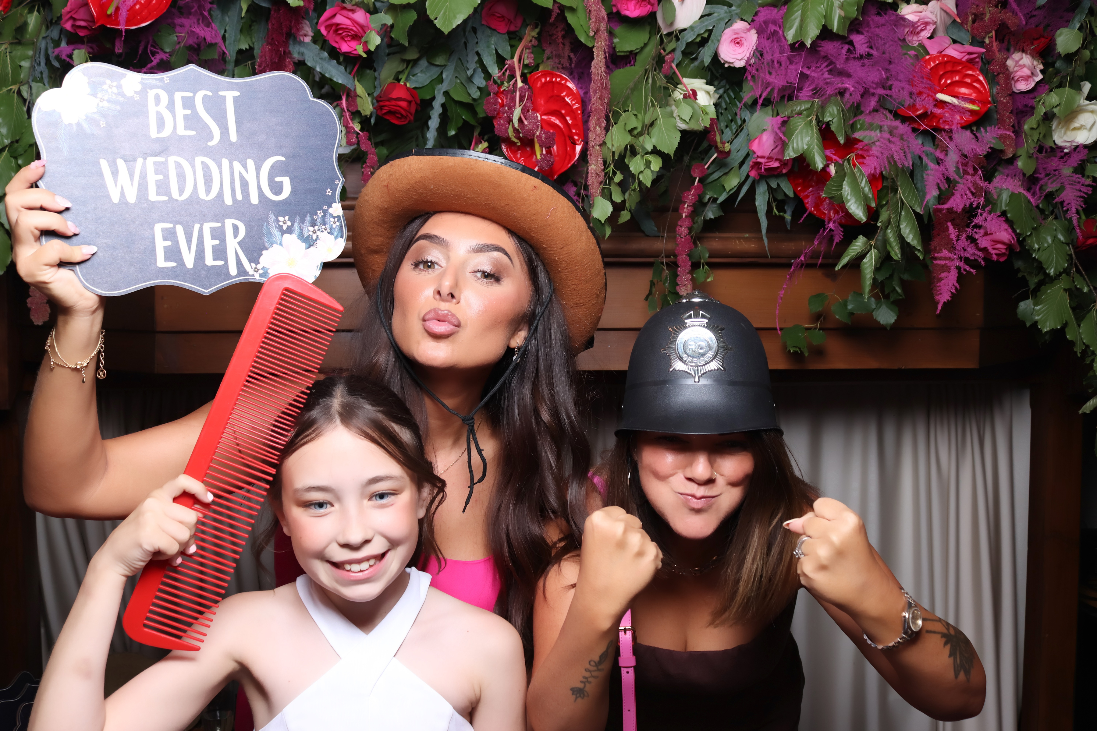 Jessica and Leonard wedding | View more photos from the event at gallery.pbooth.co.uk/u/ThePboothCompany/Jessica-and-Leonard-wedding