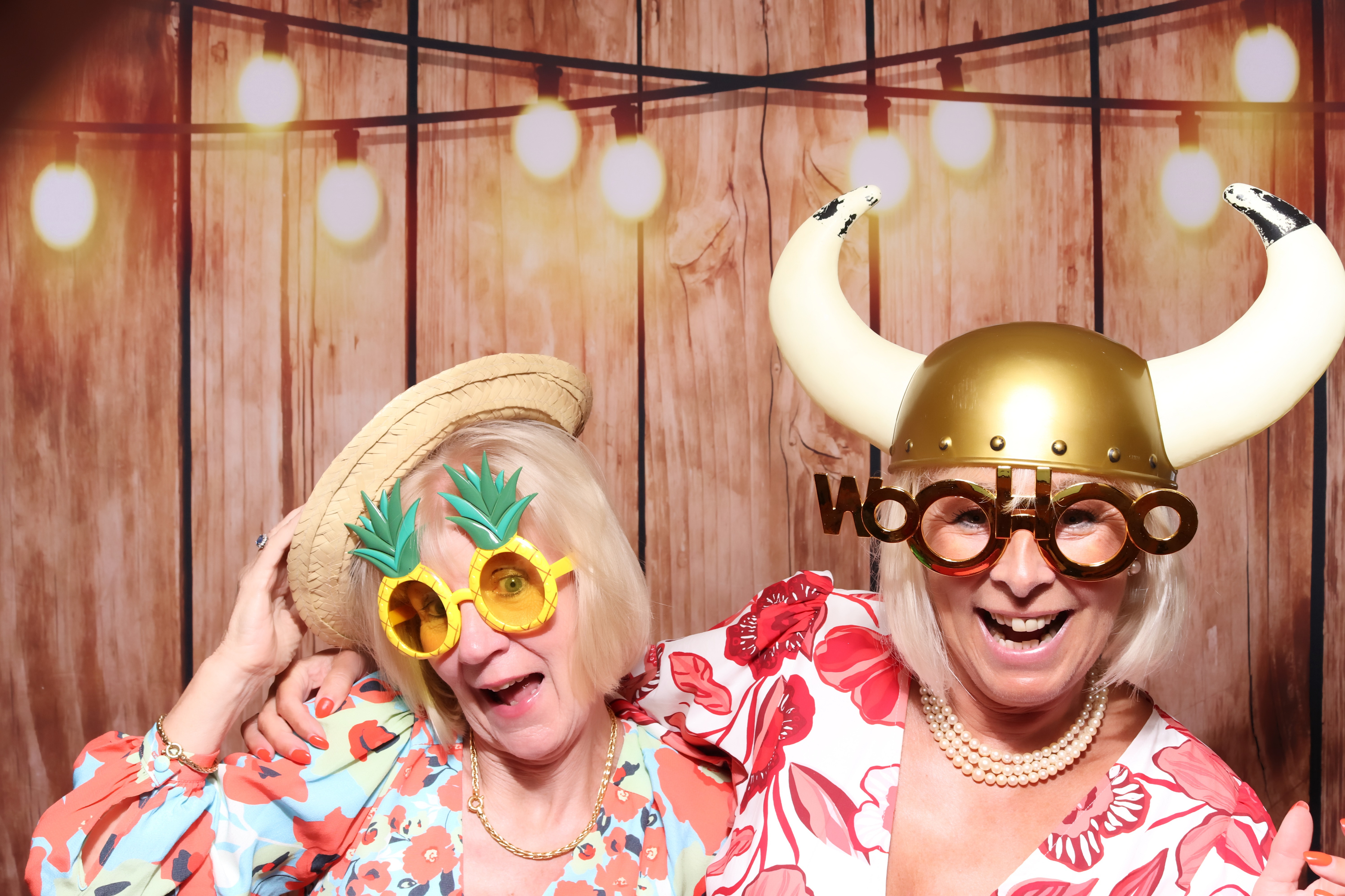 Joe & Kitty Wedding | View more photos from the event at gallery.pbooth.co.uk/u/ThePboothCompany/Joe-Kitty-Wedding