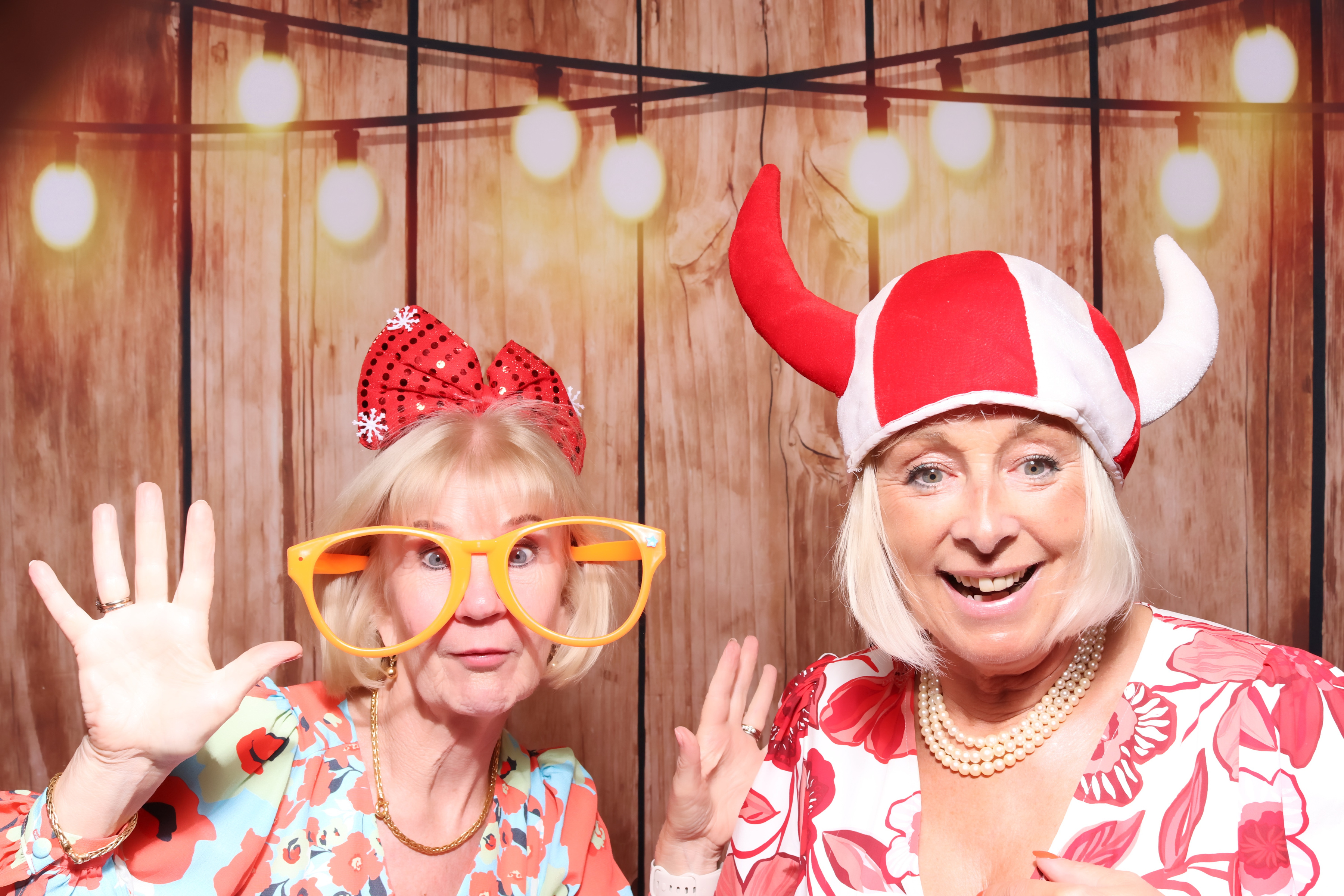 Joe & Kitty Wedding | View more photos from the event at gallery.pbooth.co.uk/u/ThePboothCompany/Joe-Kitty-Wedding