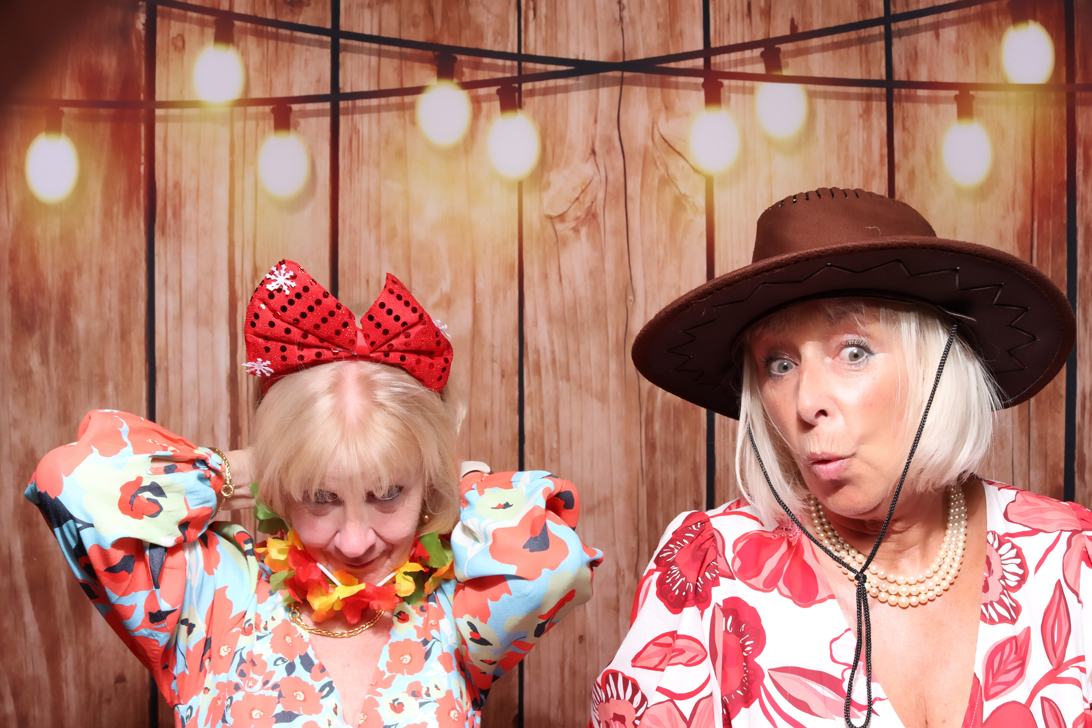 Joe & Kitty Wedding | View more photos from the event at gallery.pbooth.co.uk/u/ThePboothCompany/Joe-Kitty-Wedding