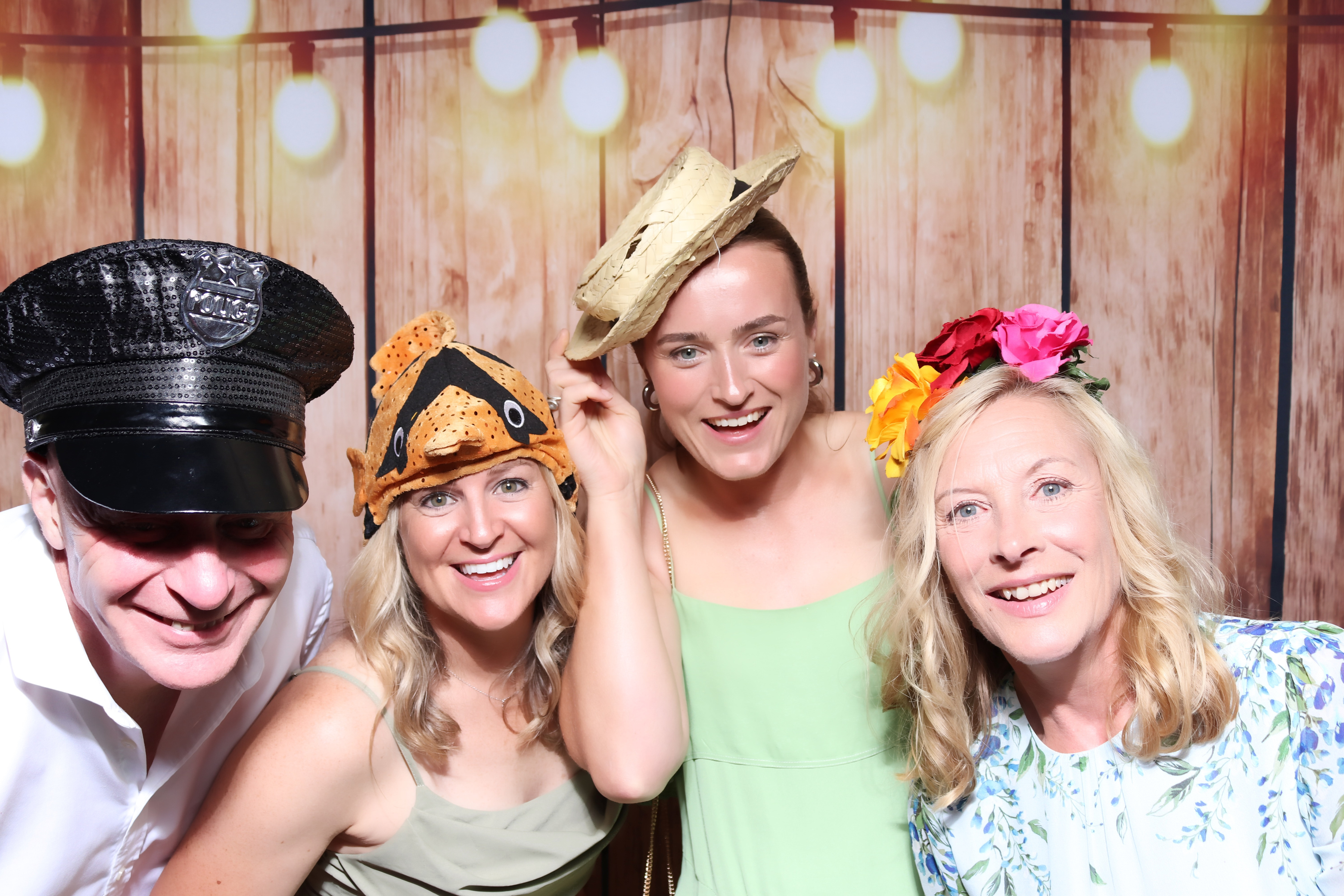 Joe & Kitty Wedding | View more photos from the event at gallery.pbooth.co.uk/u/ThePboothCompany/Joe-Kitty-Wedding