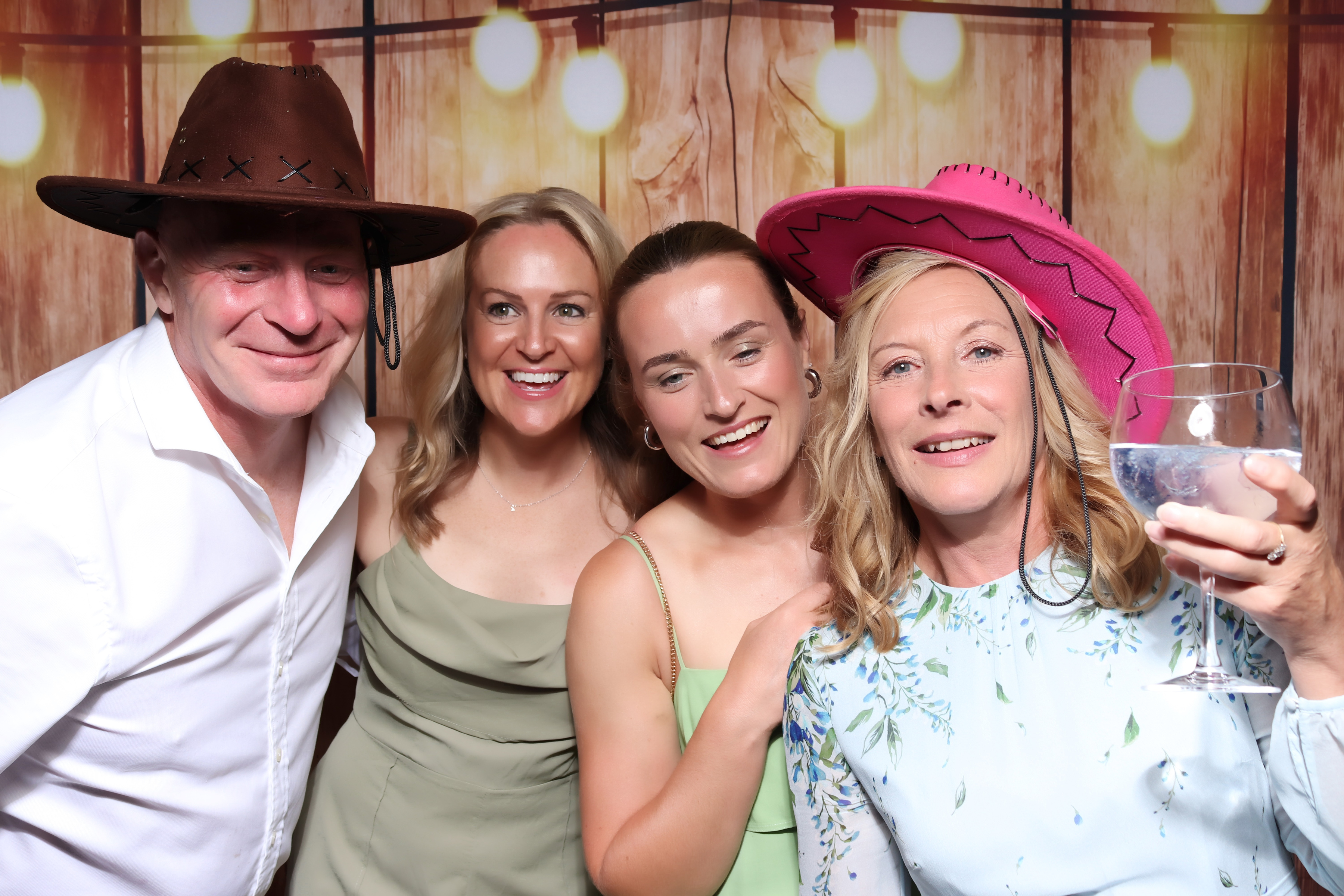 Joe & Kitty Wedding | View more photos from the event at gallery.pbooth.co.uk/u/ThePboothCompany/Joe-Kitty-Wedding