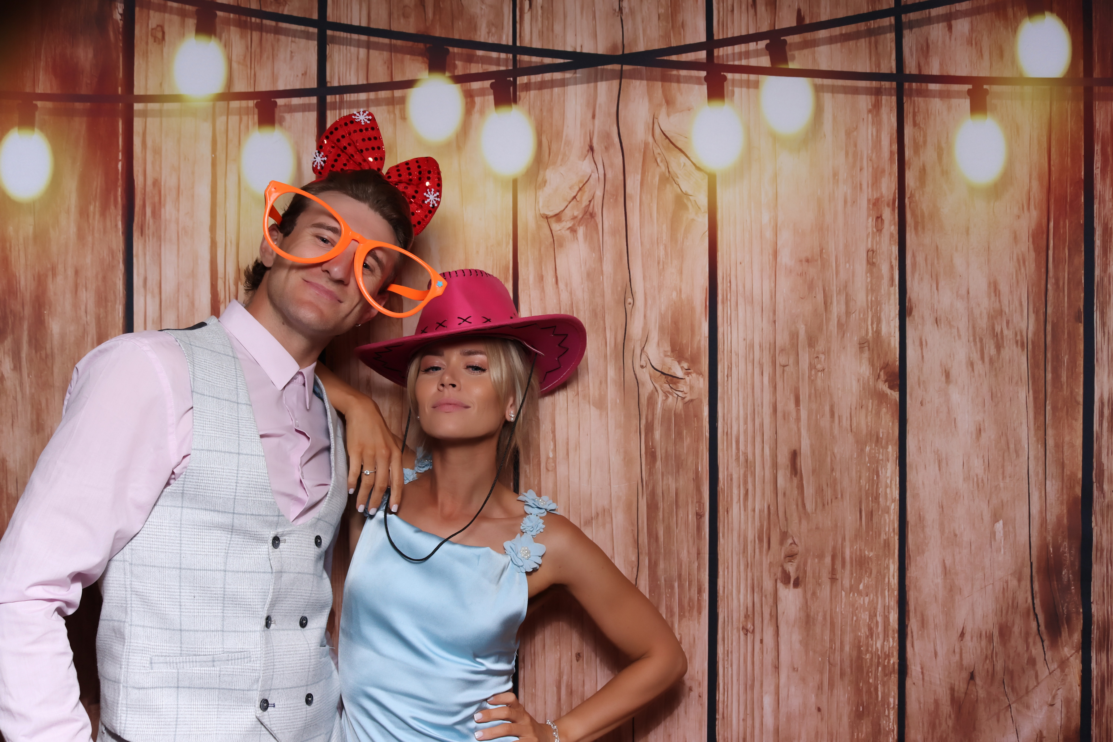 Joe & Kitty Wedding | View more photos from the event at gallery.pbooth.co.uk/u/ThePboothCompany/Joe-Kitty-Wedding