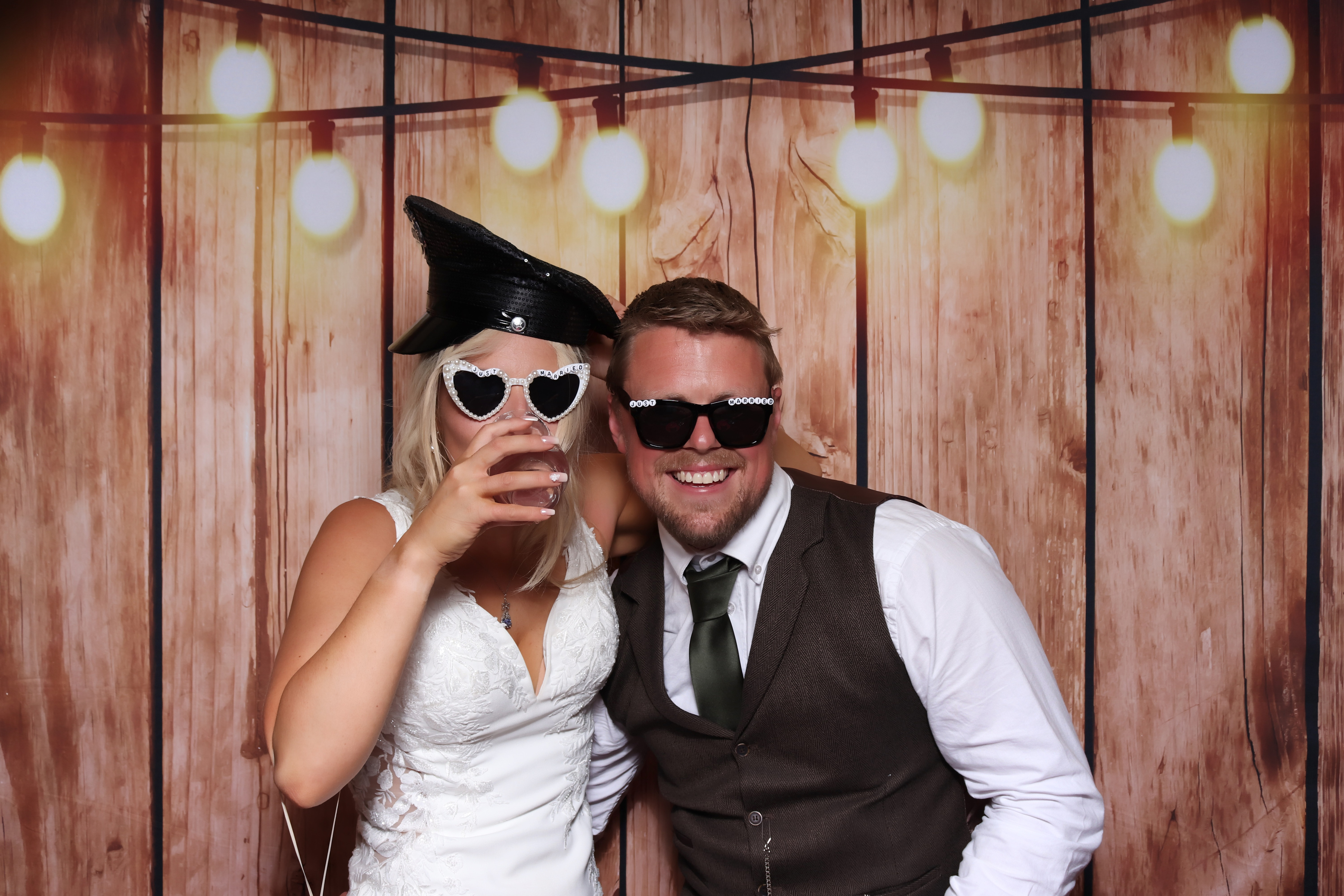 Joe & Kitty Wedding | View more photos from the event at gallery.pbooth.co.uk/u/ThePboothCompany/Joe-Kitty-Wedding