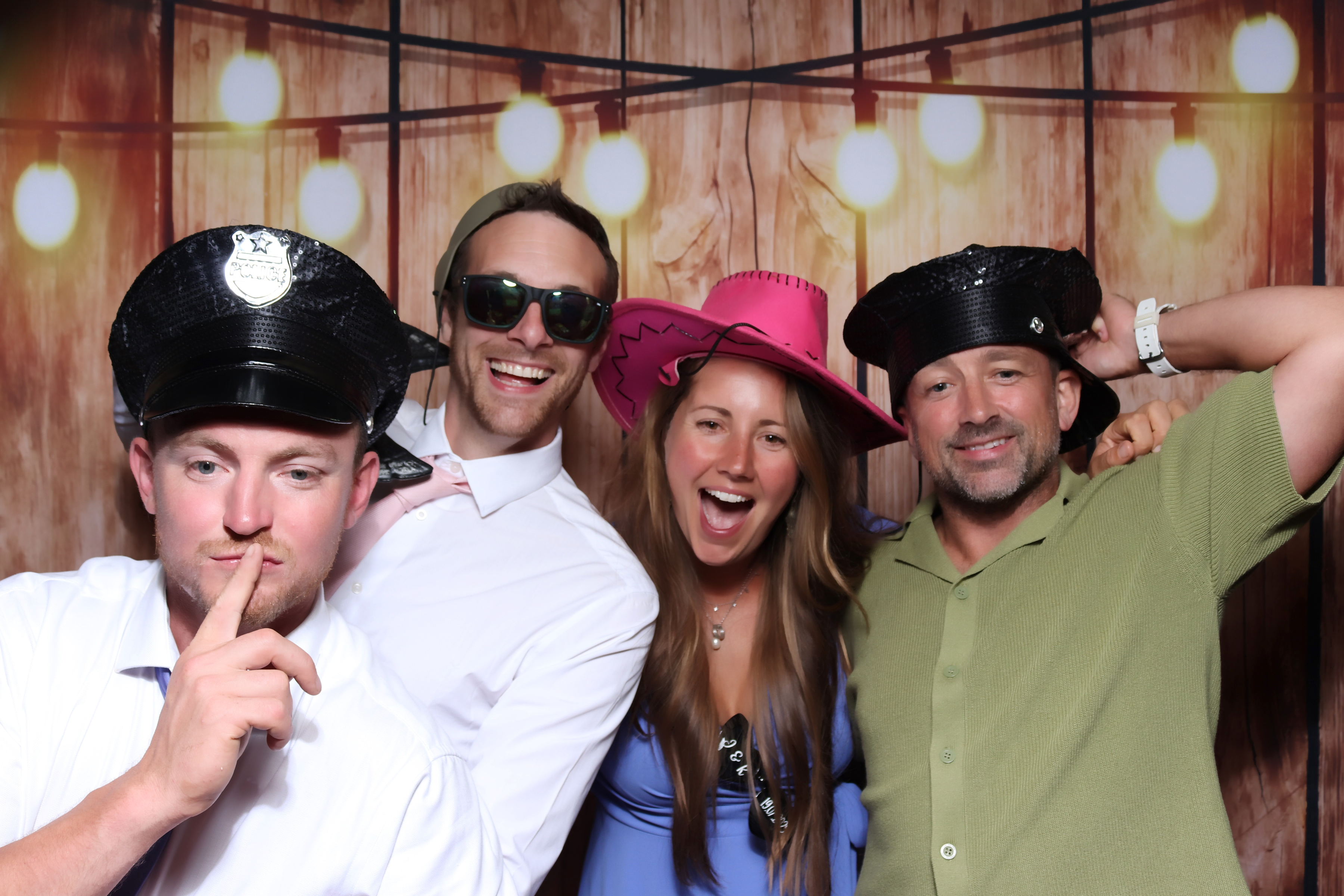 Joe & Kitty Wedding | View more photos from the event at gallery.pbooth.co.uk/u/ThePboothCompany/Joe-Kitty-Wedding