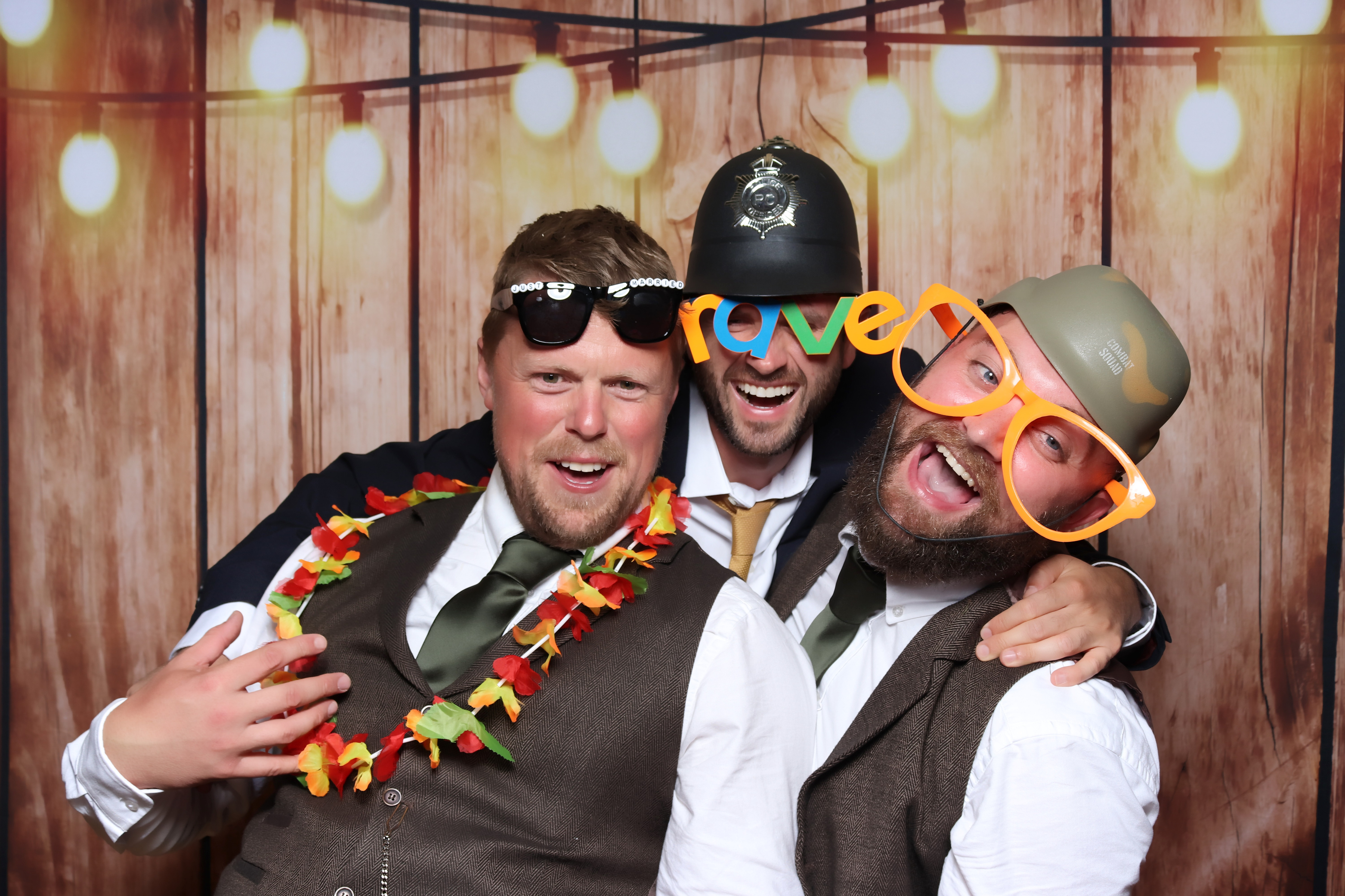 Joe & Kitty Wedding | View more photos from the event at gallery.pbooth.co.uk/u/ThePboothCompany/Joe-Kitty-Wedding