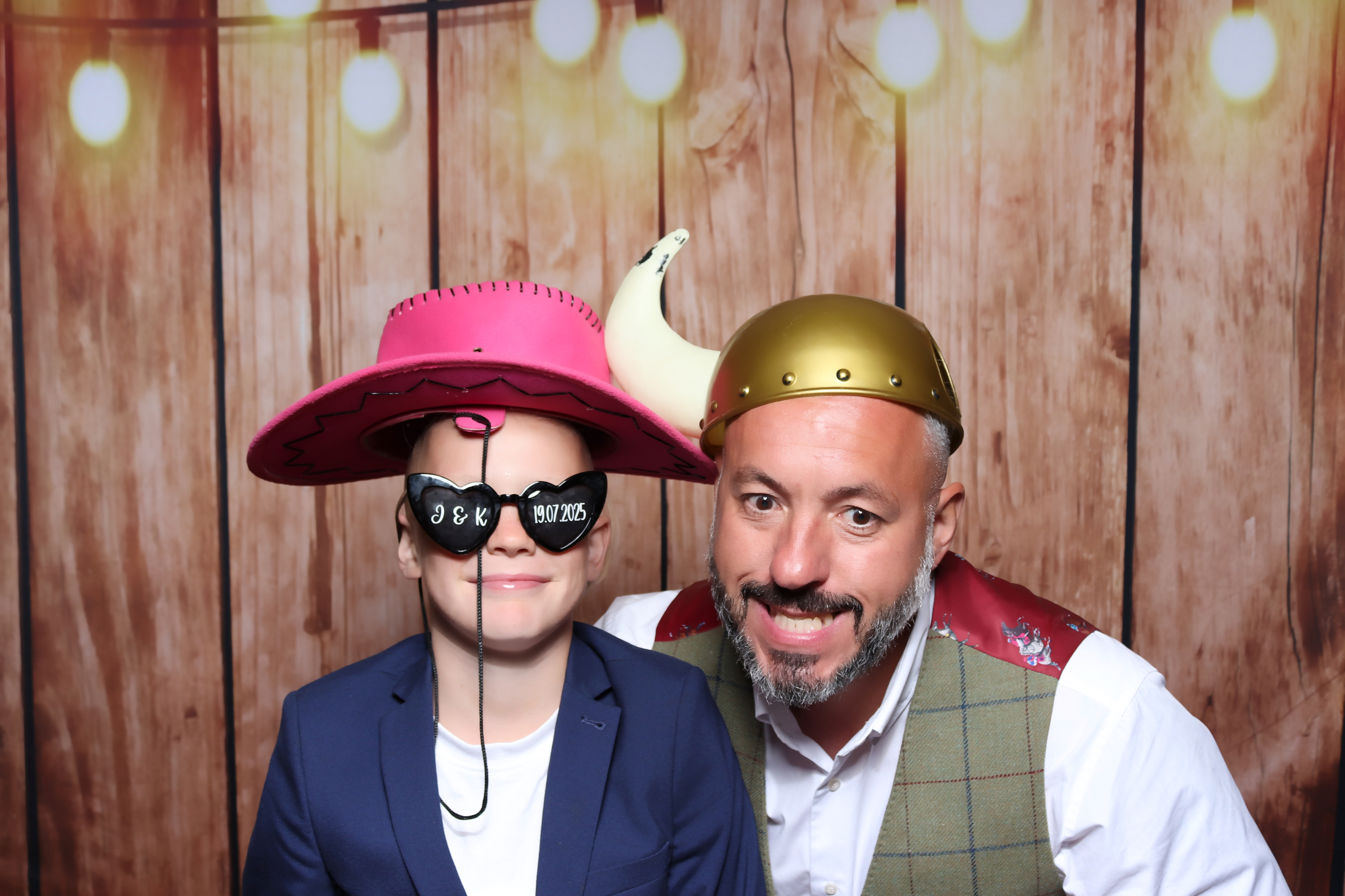 Joe & Kitty Wedding | View more photos from the event at gallery.pbooth.co.uk/u/ThePboothCompany/Joe-Kitty-Wedding