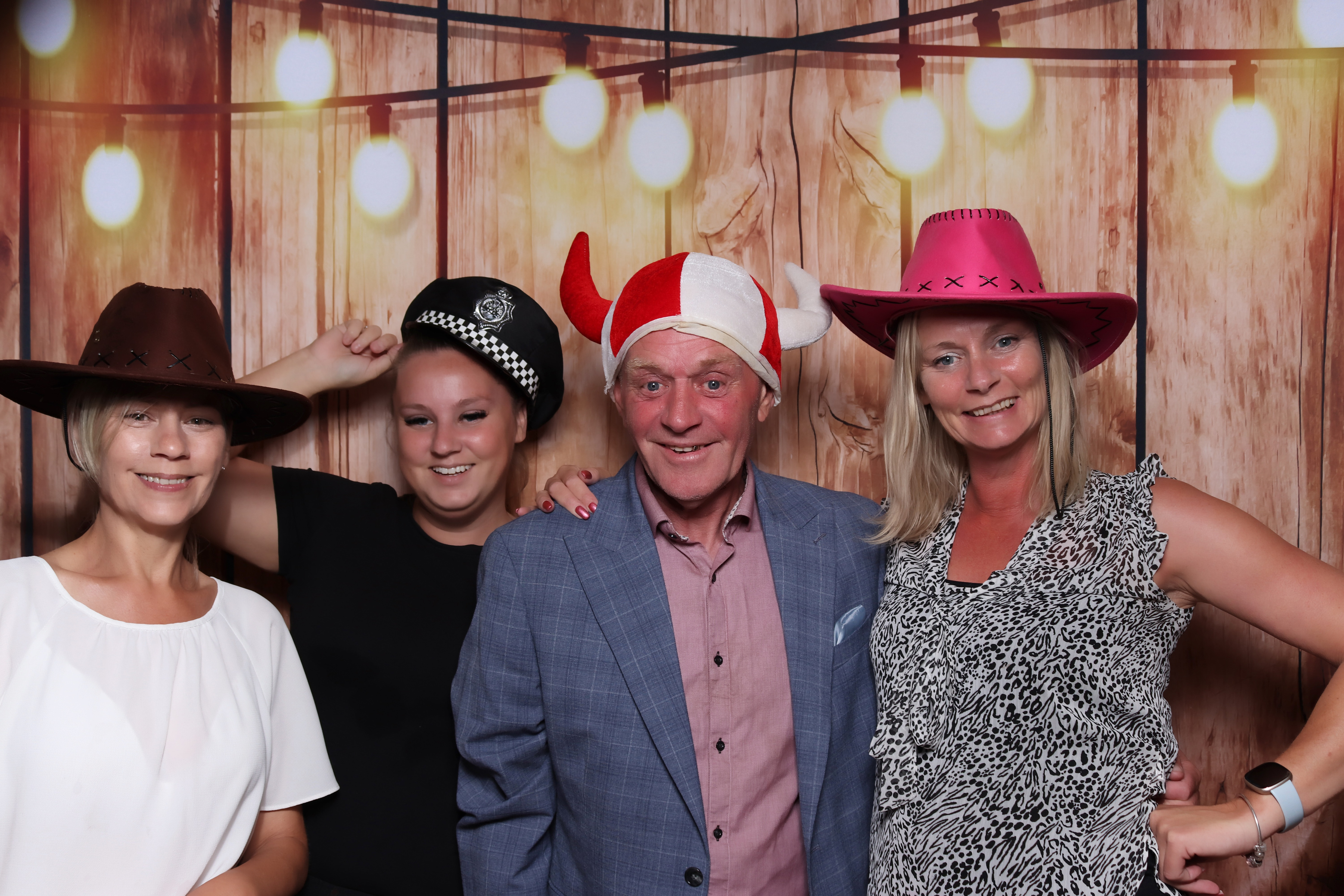 Joe & Kitty Wedding | View more photos from the event at gallery.pbooth.co.uk/u/ThePboothCompany/Joe-Kitty-Wedding