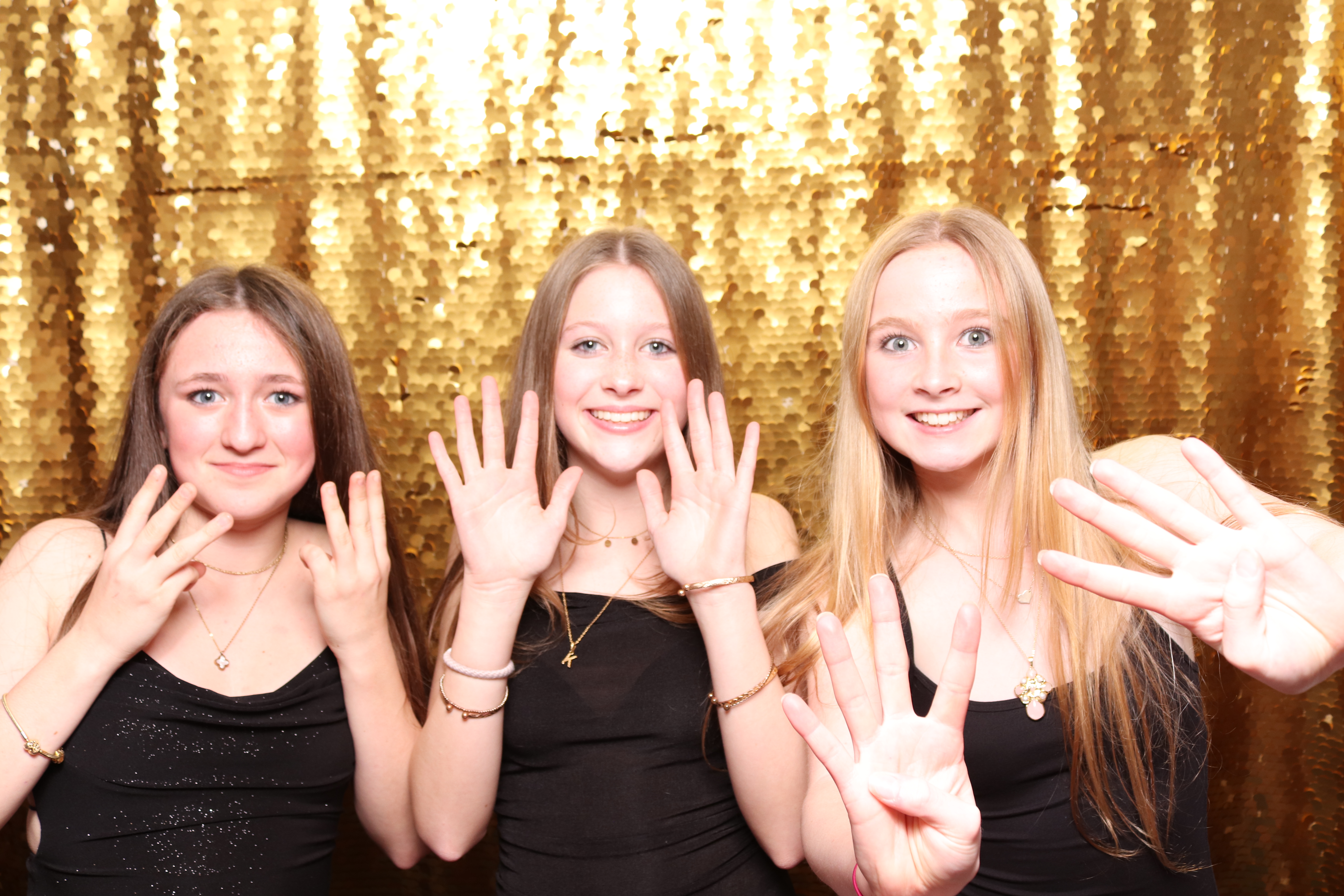 Kendall/Jubilee Christmas Party  | View more photos from the event at gallery.pbooth.co.uk/u/ThePboothCompany/KendallJubilee-Christmas-Party-0