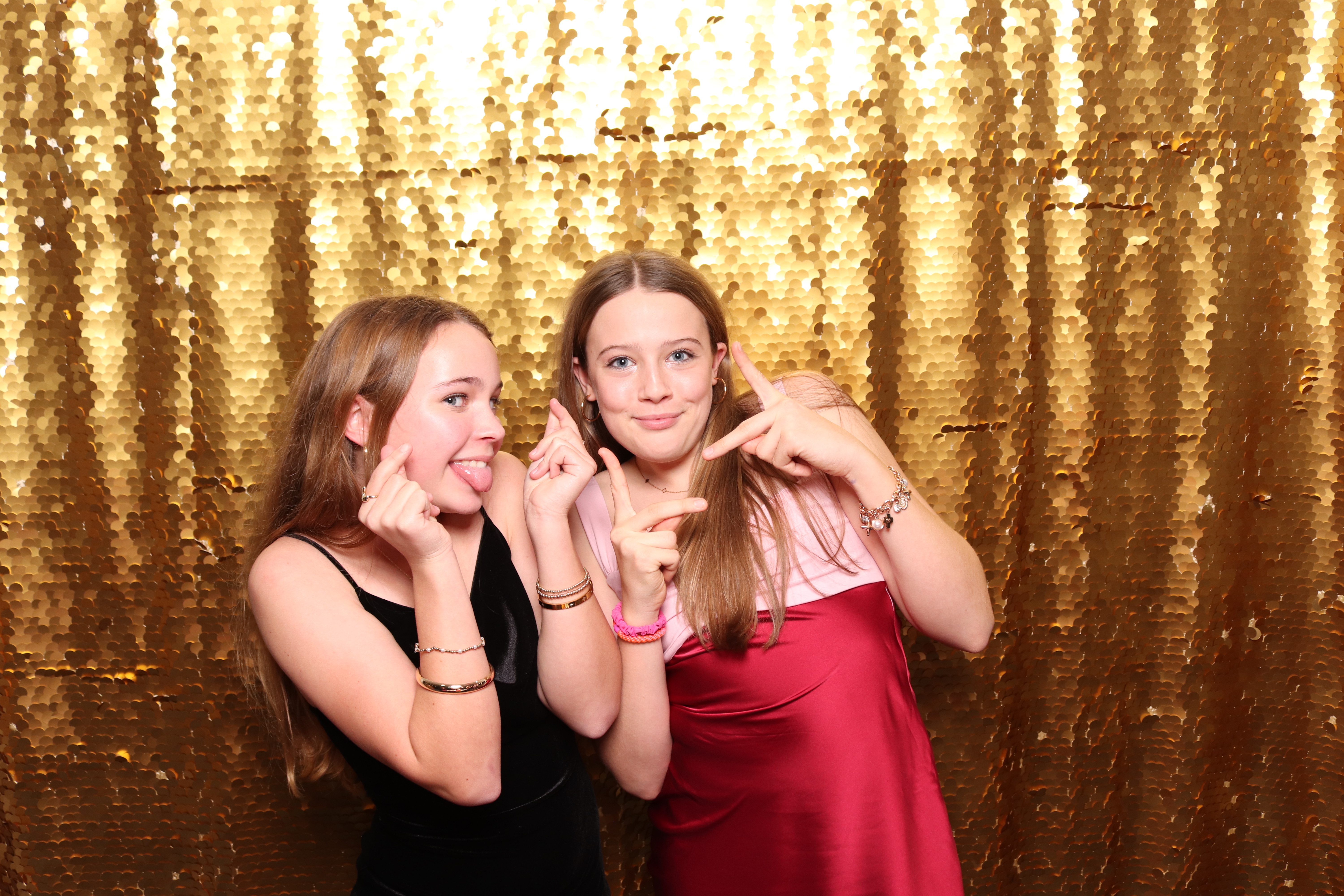 Kendall/Jubilee Christmas Party  | View more photos from the event at gallery.pbooth.co.uk/u/ThePboothCompany/KendallJubilee-Christmas-Party-0