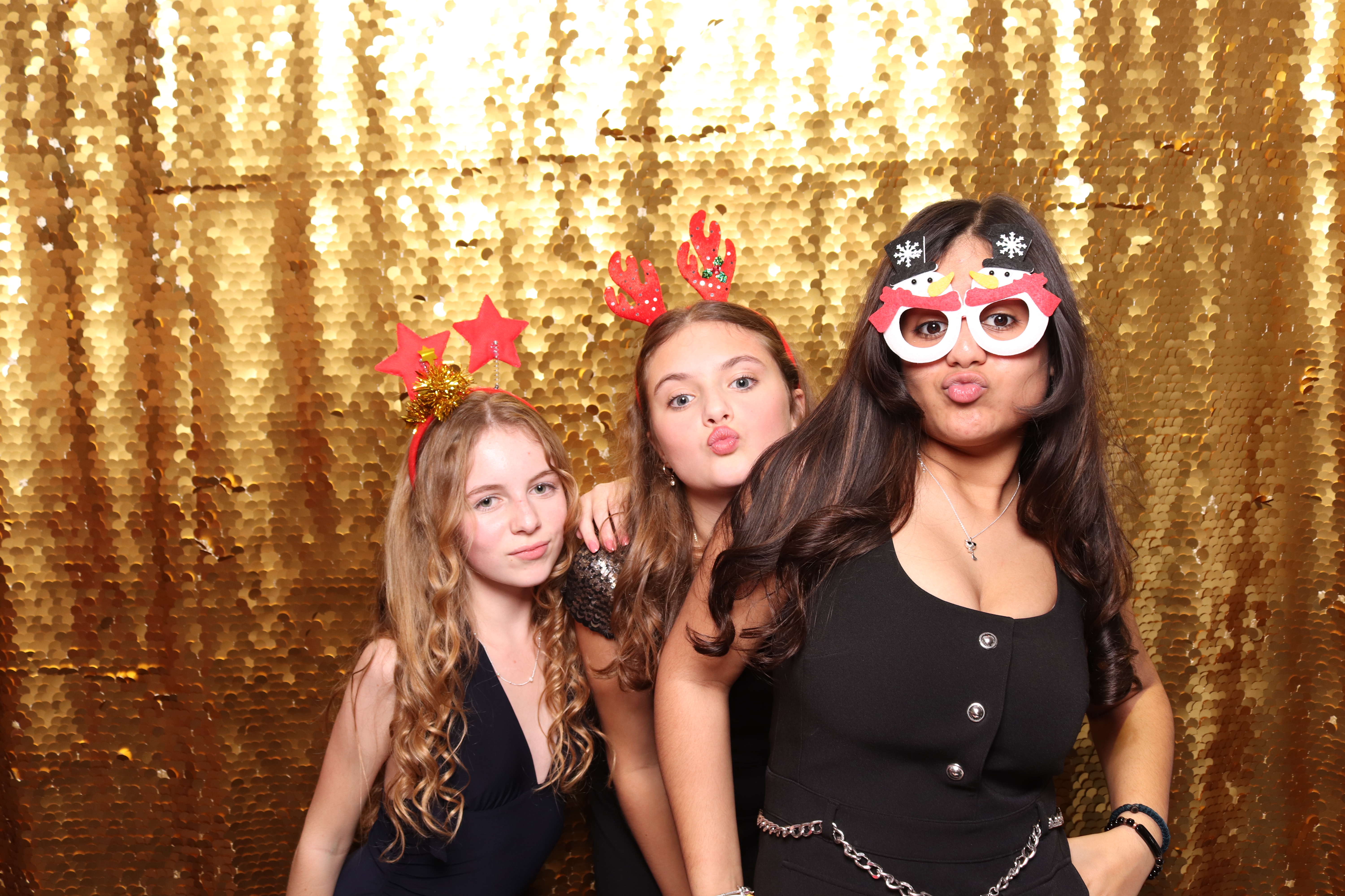 Kendall/Jubilee Christmas Party  | View more photos from the event at gallery.pbooth.co.uk/u/ThePboothCompany/KendallJubilee-Christmas-Party-0