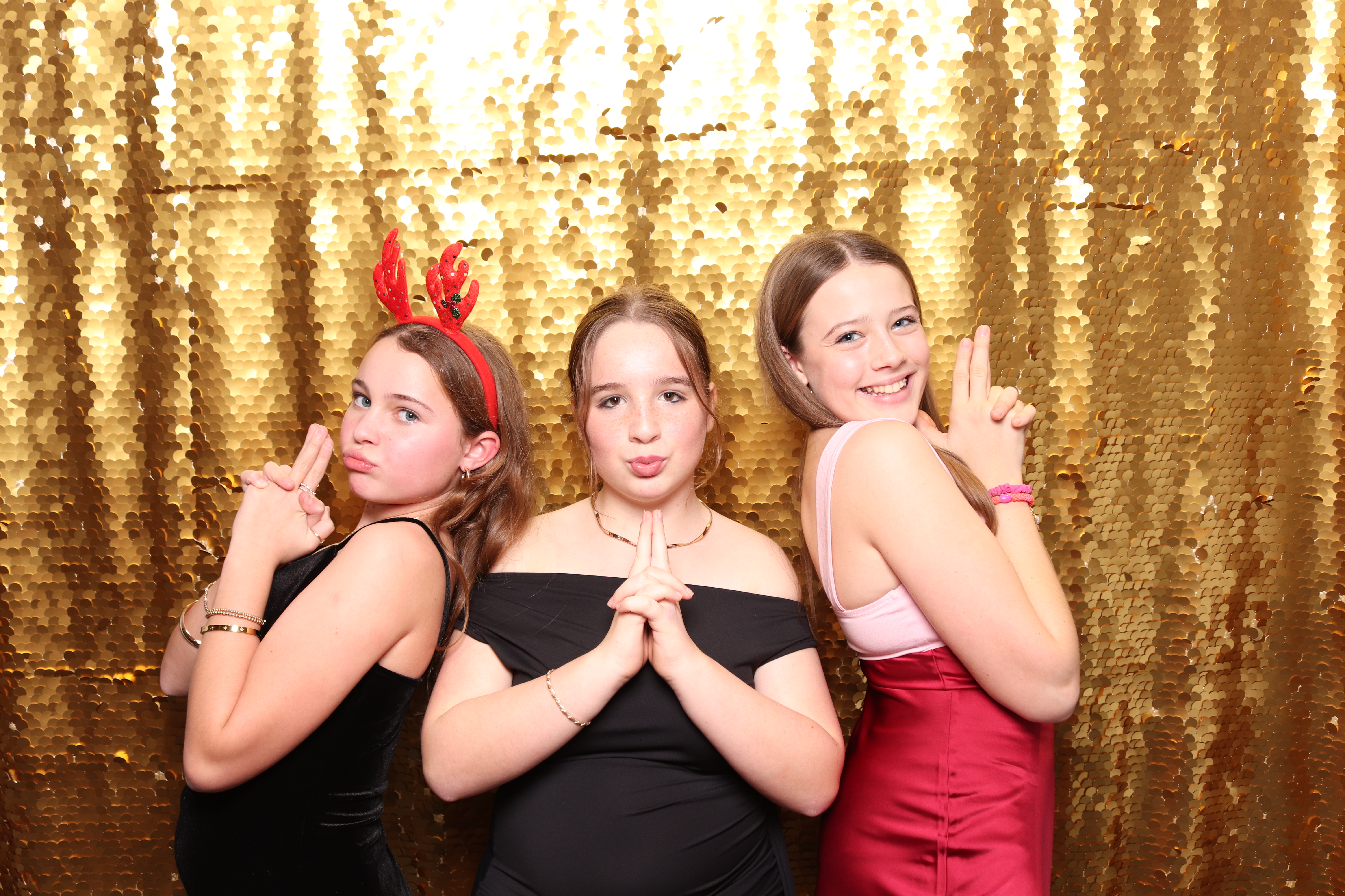 Kendall/Jubilee Christmas Party  | View more photos from the event at gallery.pbooth.co.uk/u/ThePboothCompany/KendallJubilee-Christmas-Party-0