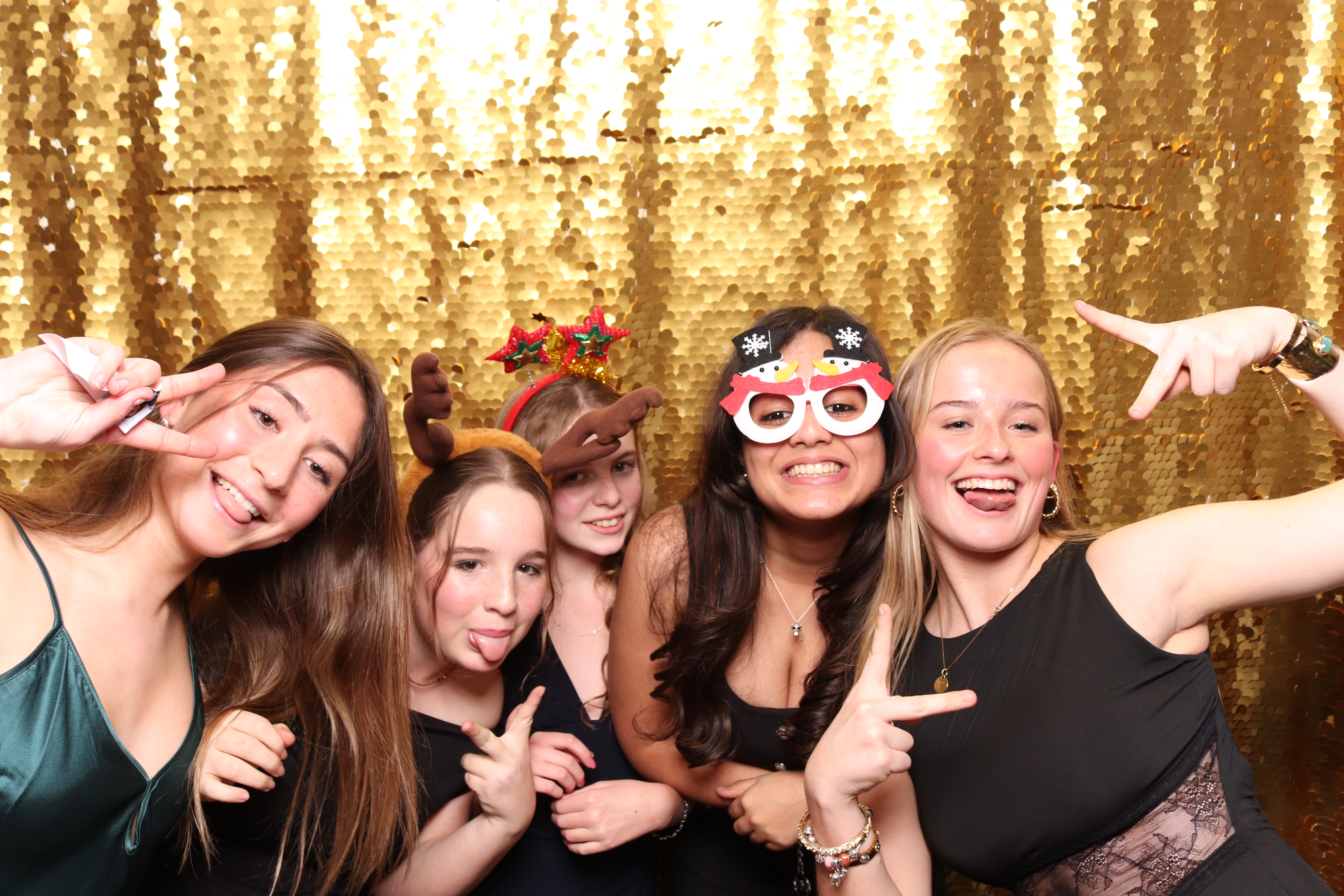 Kendall/Jubilee Christmas Party  | View more photos from the event at gallery.pbooth.co.uk/u/ThePboothCompany/KendallJubilee-Christmas-Party-0