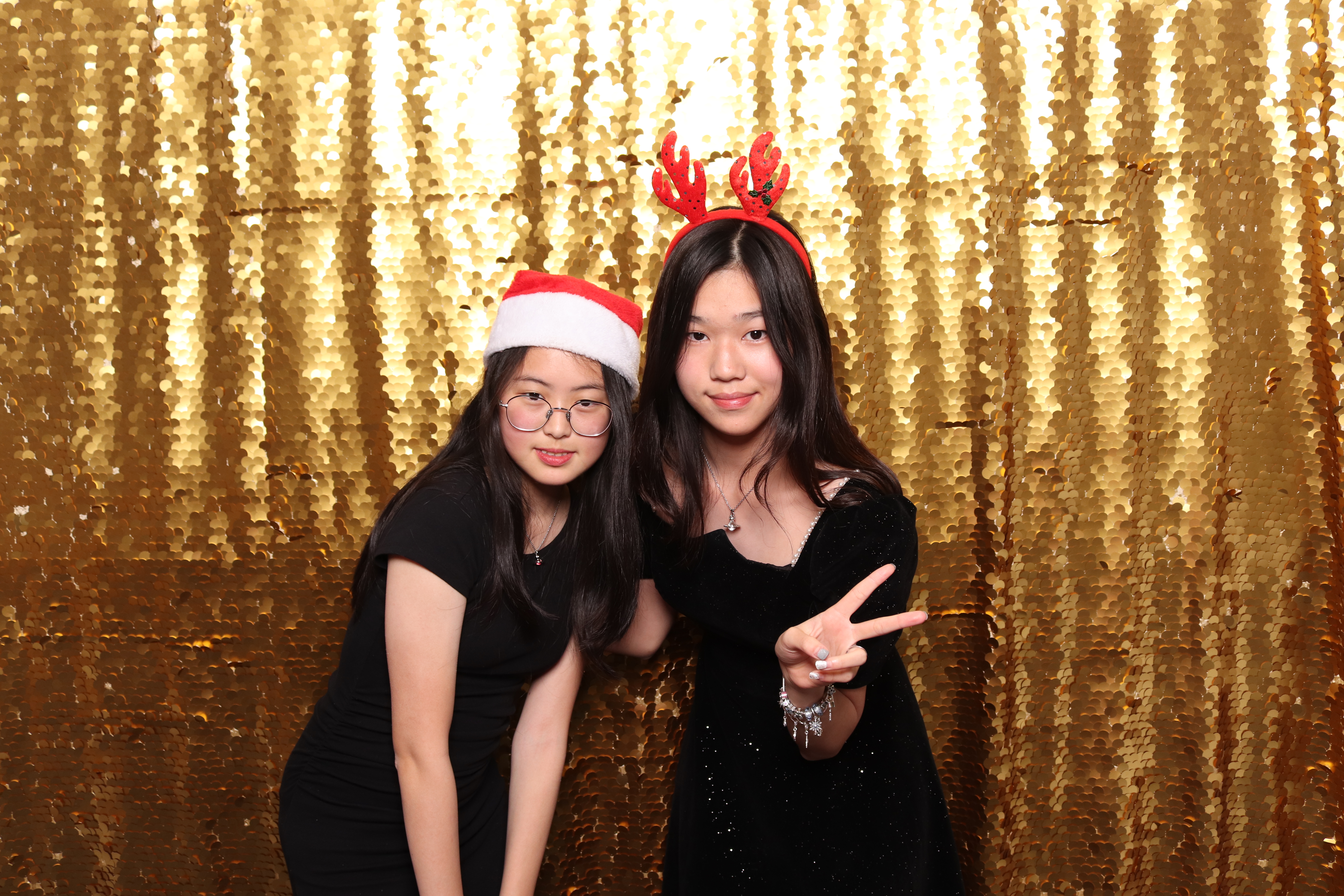 Kendall/Jubilee Christmas Party  | View more photos from the event at gallery.pbooth.co.uk/u/ThePboothCompany/KendallJubilee-Christmas-Party-0