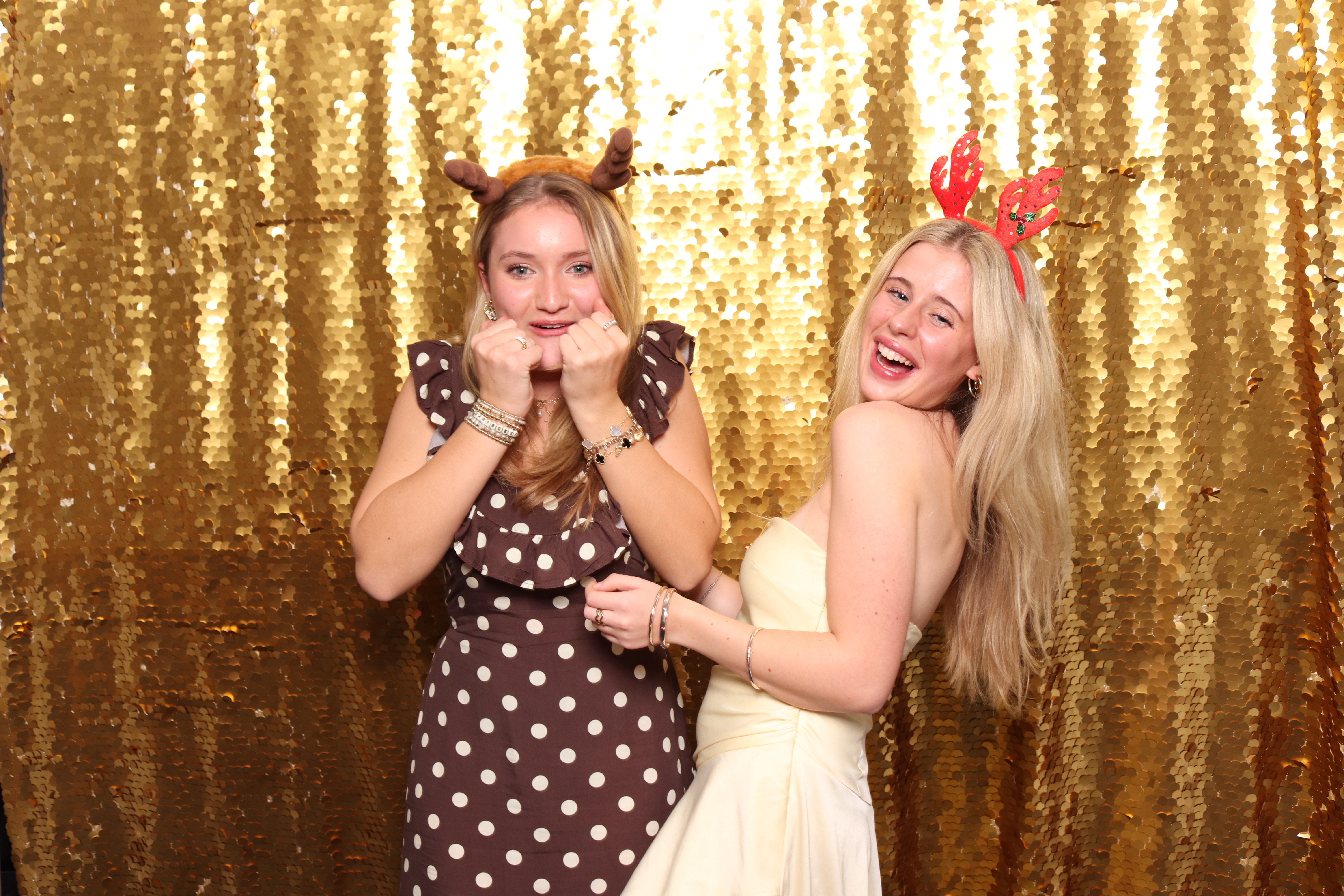 Kendall/Jubilee Christmas Party  | View more photos from the event at gallery.pbooth.co.uk/u/ThePboothCompany/KendallJubilee-Christmas-Party-0