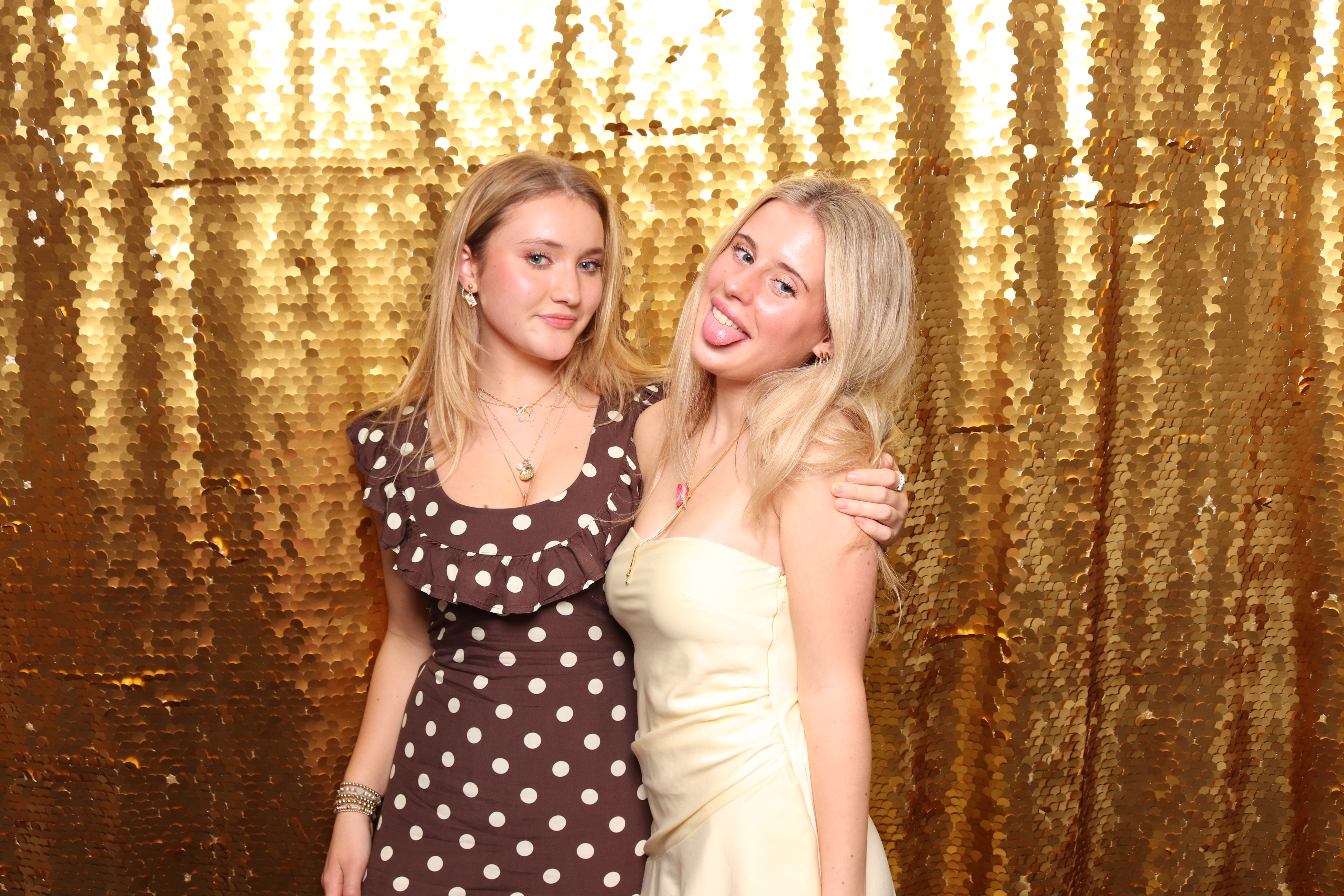 Kendall/Jubilee Christmas Party  | View more photos from the event at gallery.pbooth.co.uk/u/ThePboothCompany/KendallJubilee-Christmas-Party-0