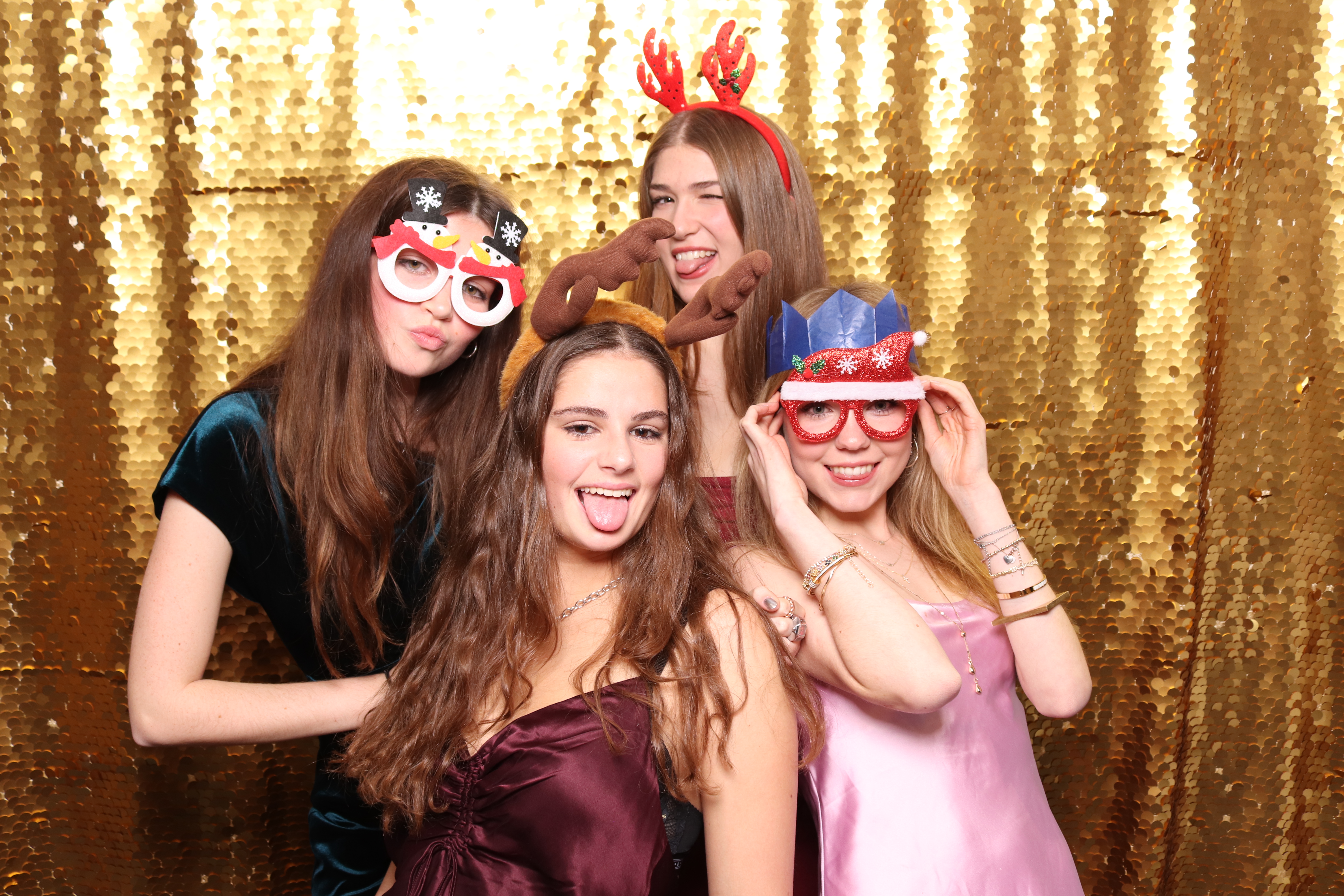 Kendall/Jubilee Christmas Party  | View more photos from the event at gallery.pbooth.co.uk/u/ThePboothCompany/KendallJubilee-Christmas-Party-0