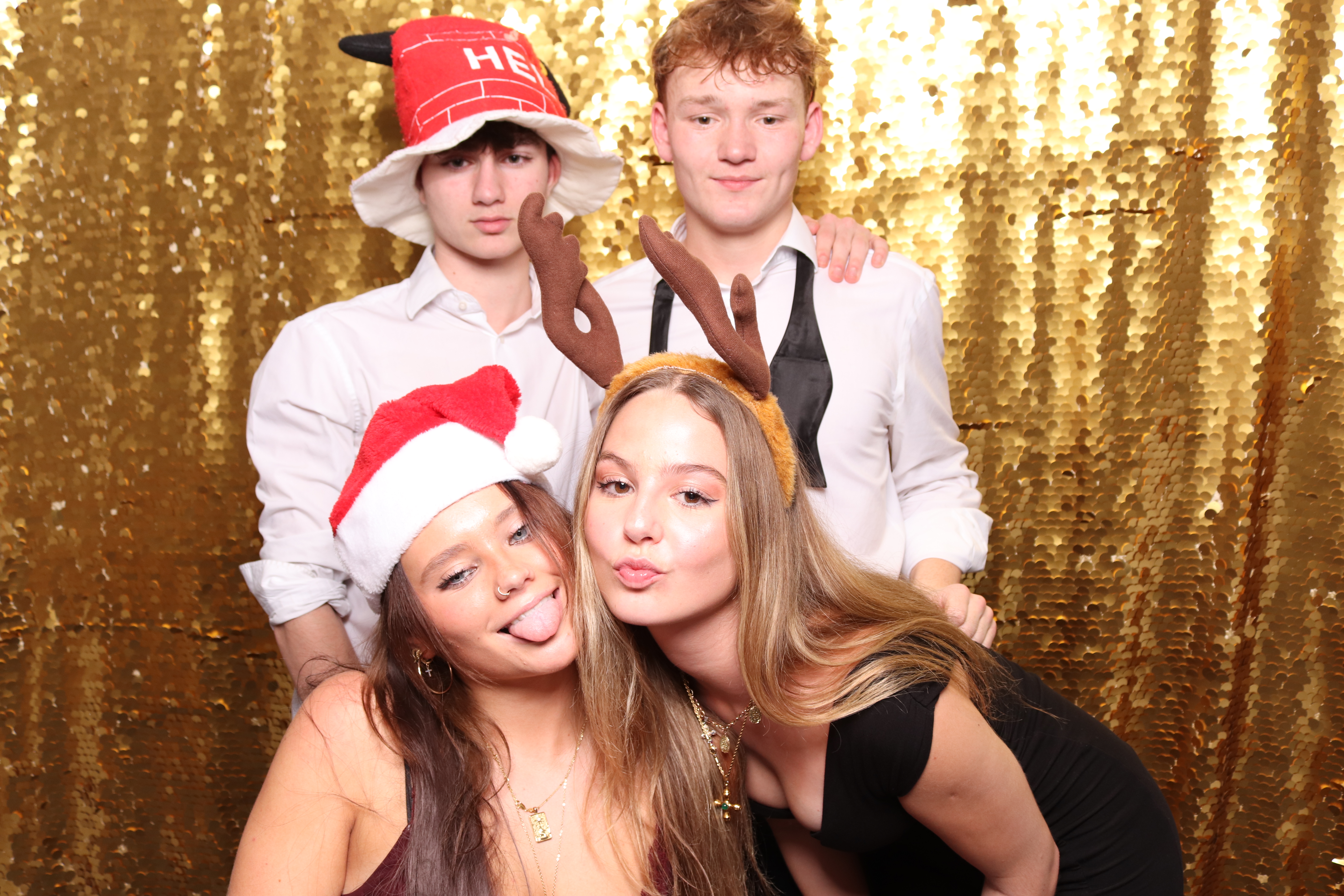 Kendall/Jubilee Christmas Party  | View more photos from the event at gallery.pbooth.co.uk/u/ThePboothCompany/KendallJubilee-Christmas-Party-0