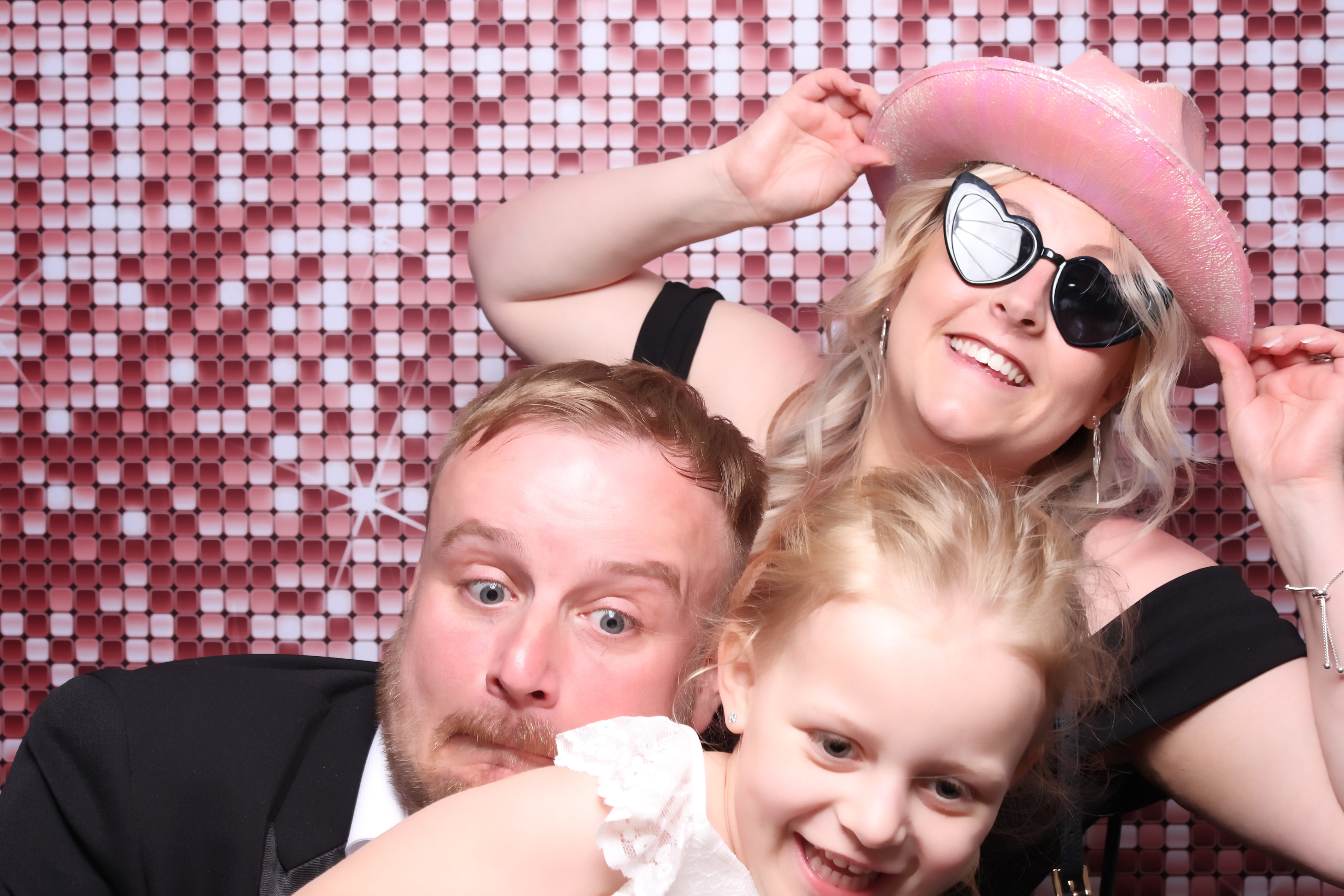 Lauren and James Wedding | View more photos from the event at gallery.pbooth.co.uk/u/ThePboothCompany/Lauren-and-James-Wedding