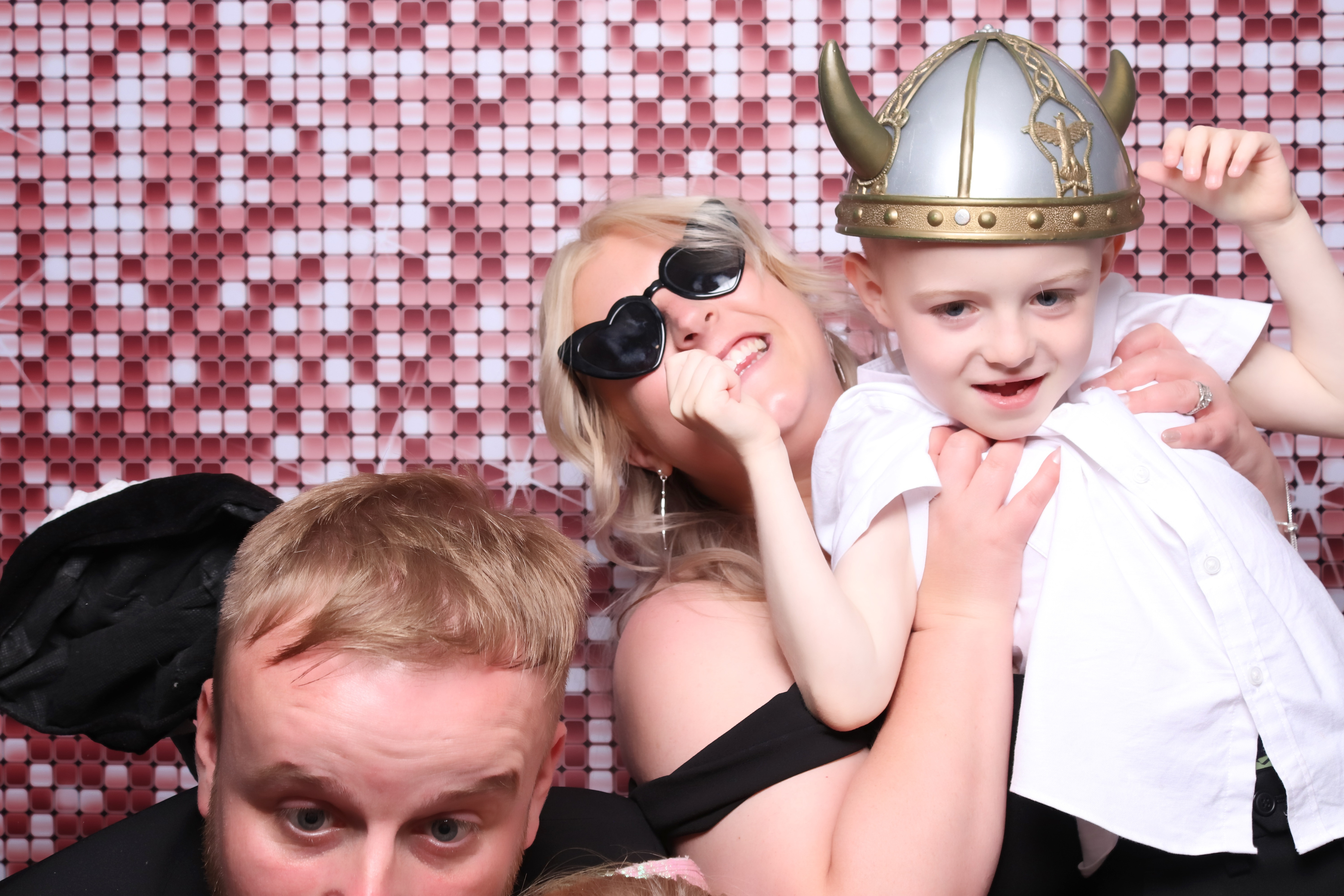 Lauren and James Wedding | View more photos from the event at gallery.pbooth.co.uk/u/ThePboothCompany/Lauren-and-James-Wedding