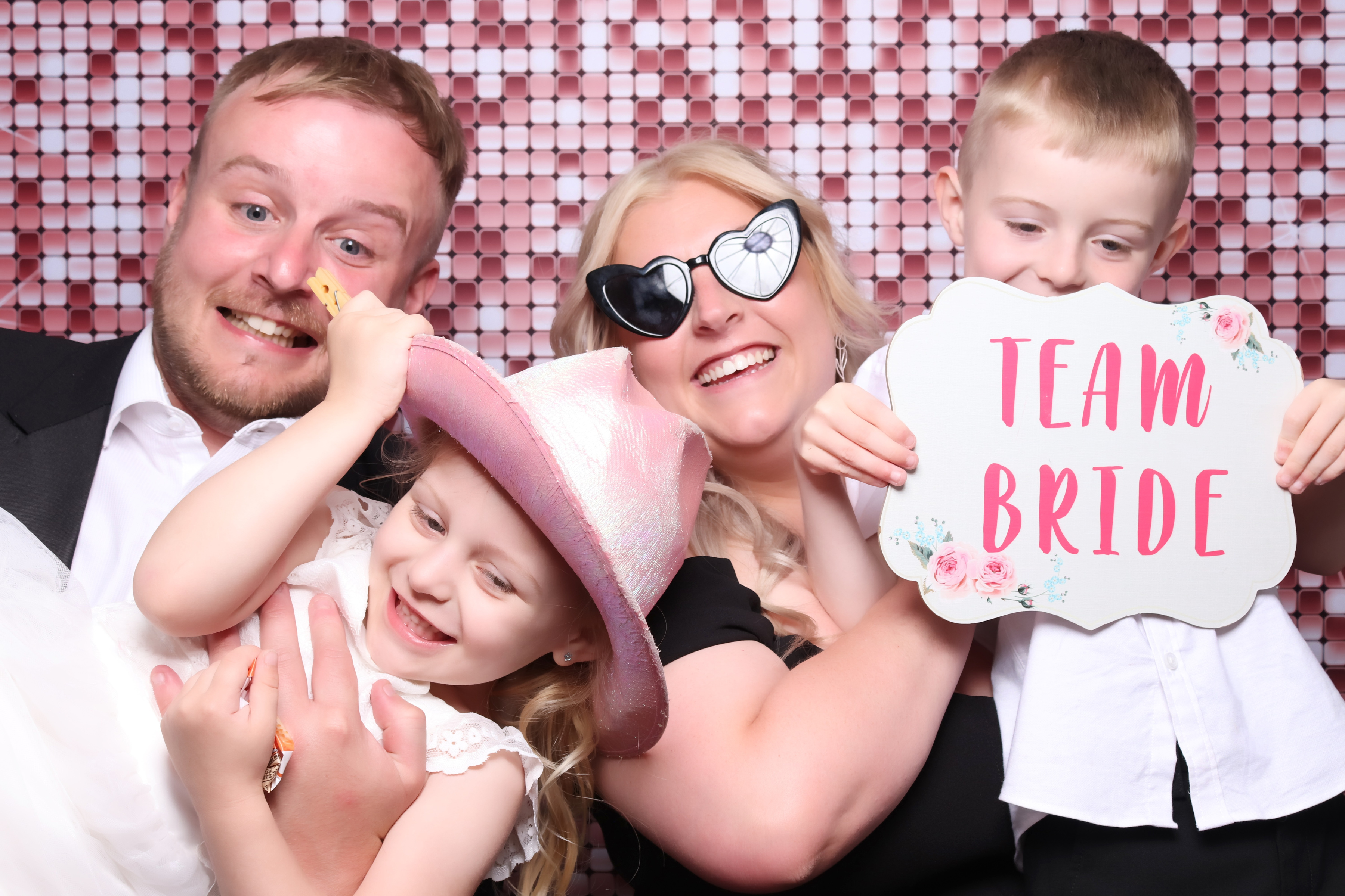 Lauren and James Wedding | View more photos from the event at gallery.pbooth.co.uk/u/ThePboothCompany/Lauren-and-James-Wedding