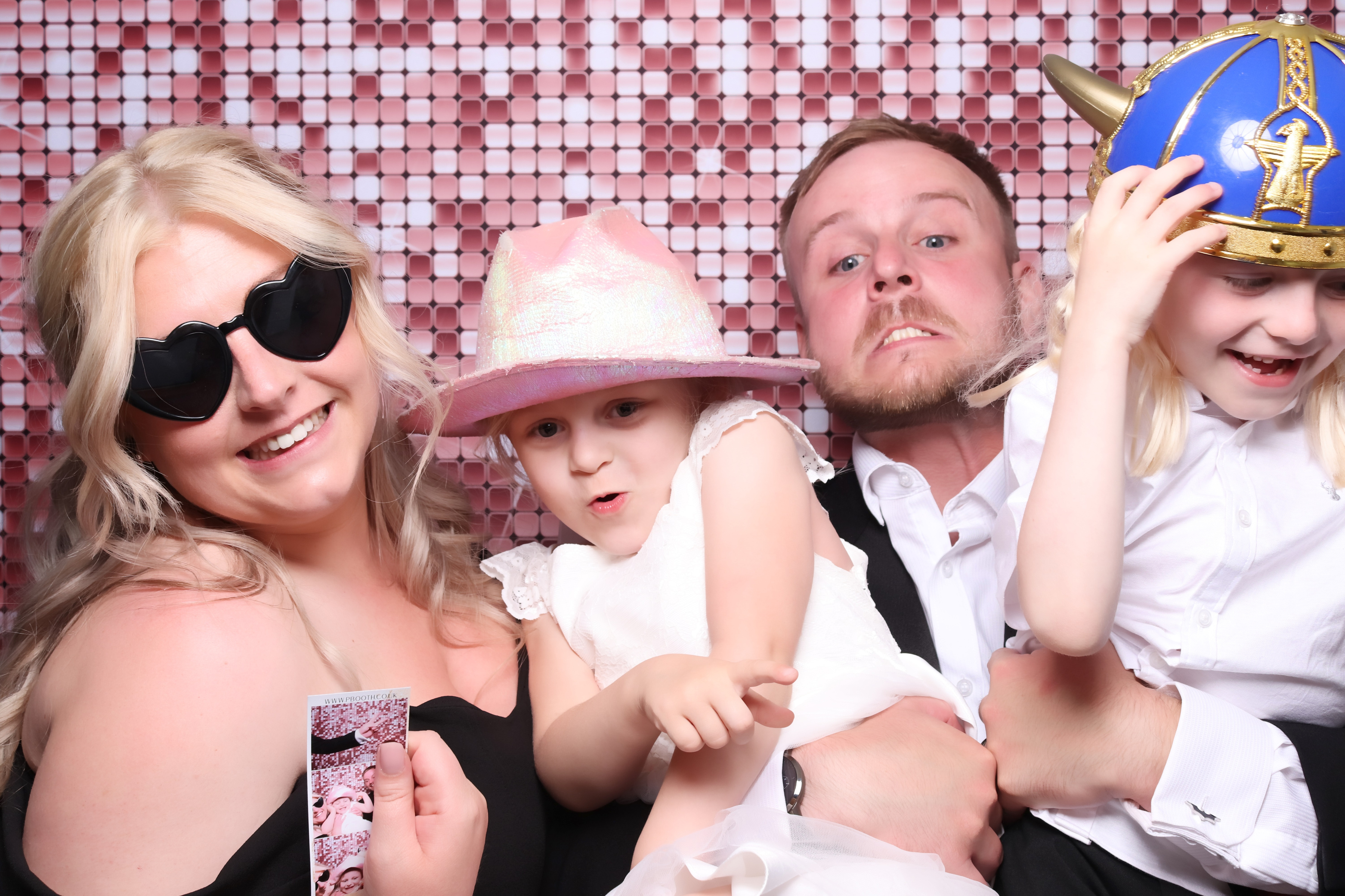 Lauren and James Wedding | View more photos from the event at gallery.pbooth.co.uk/u/ThePboothCompany/Lauren-and-James-Wedding