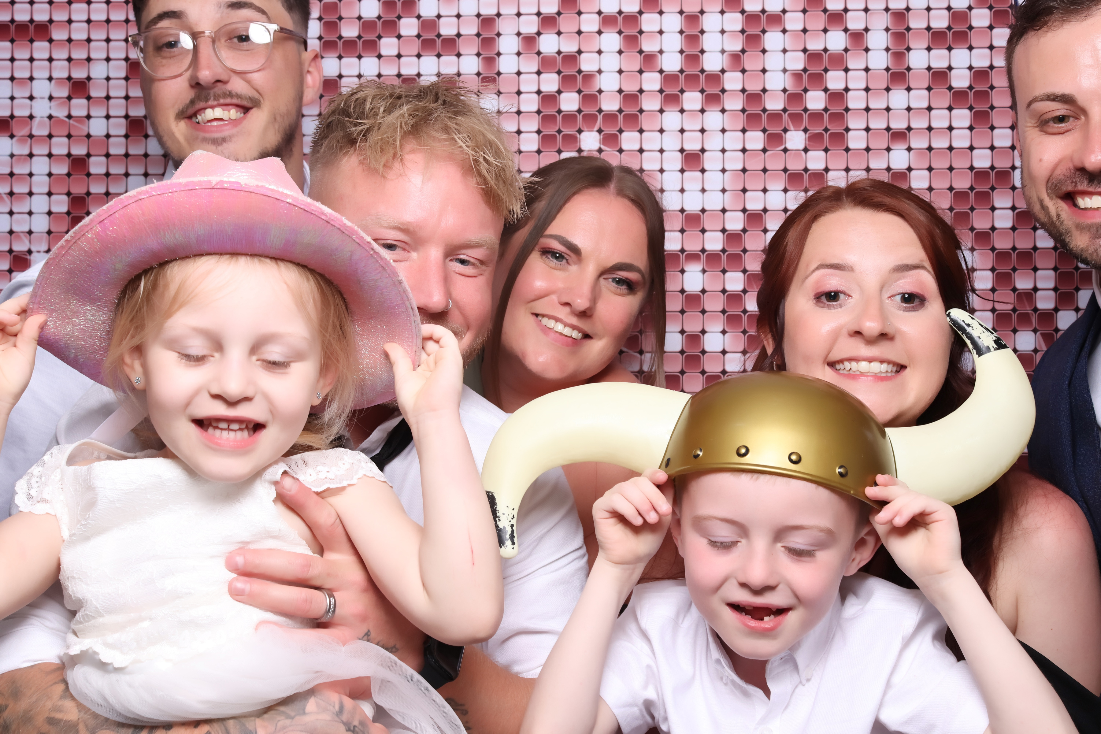 Lauren and James Wedding | View more photos from the event at gallery.pbooth.co.uk/u/ThePboothCompany/Lauren-and-James-Wedding