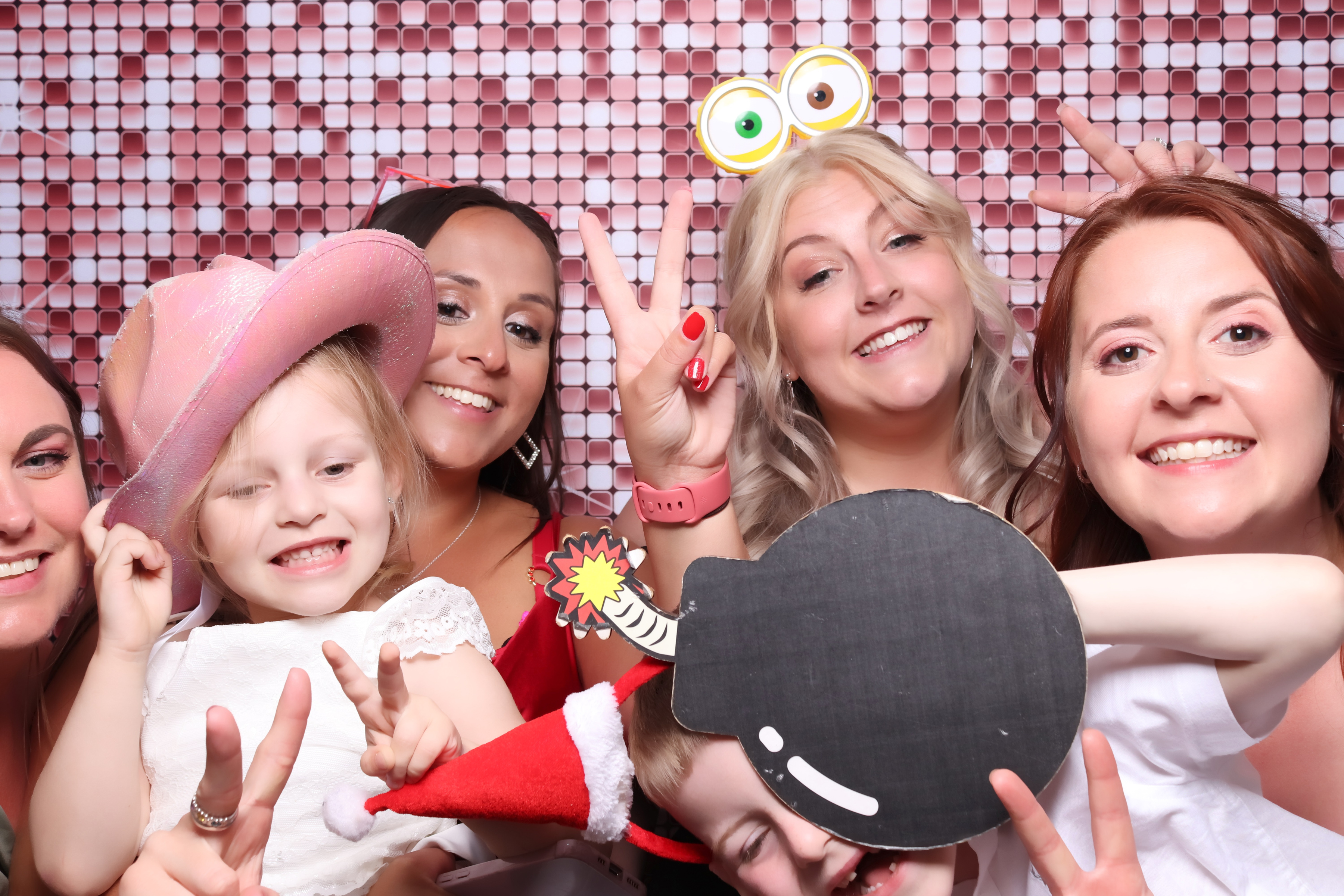 Lauren and James Wedding | View more photos from the event at gallery.pbooth.co.uk/u/ThePboothCompany/Lauren-and-James-Wedding