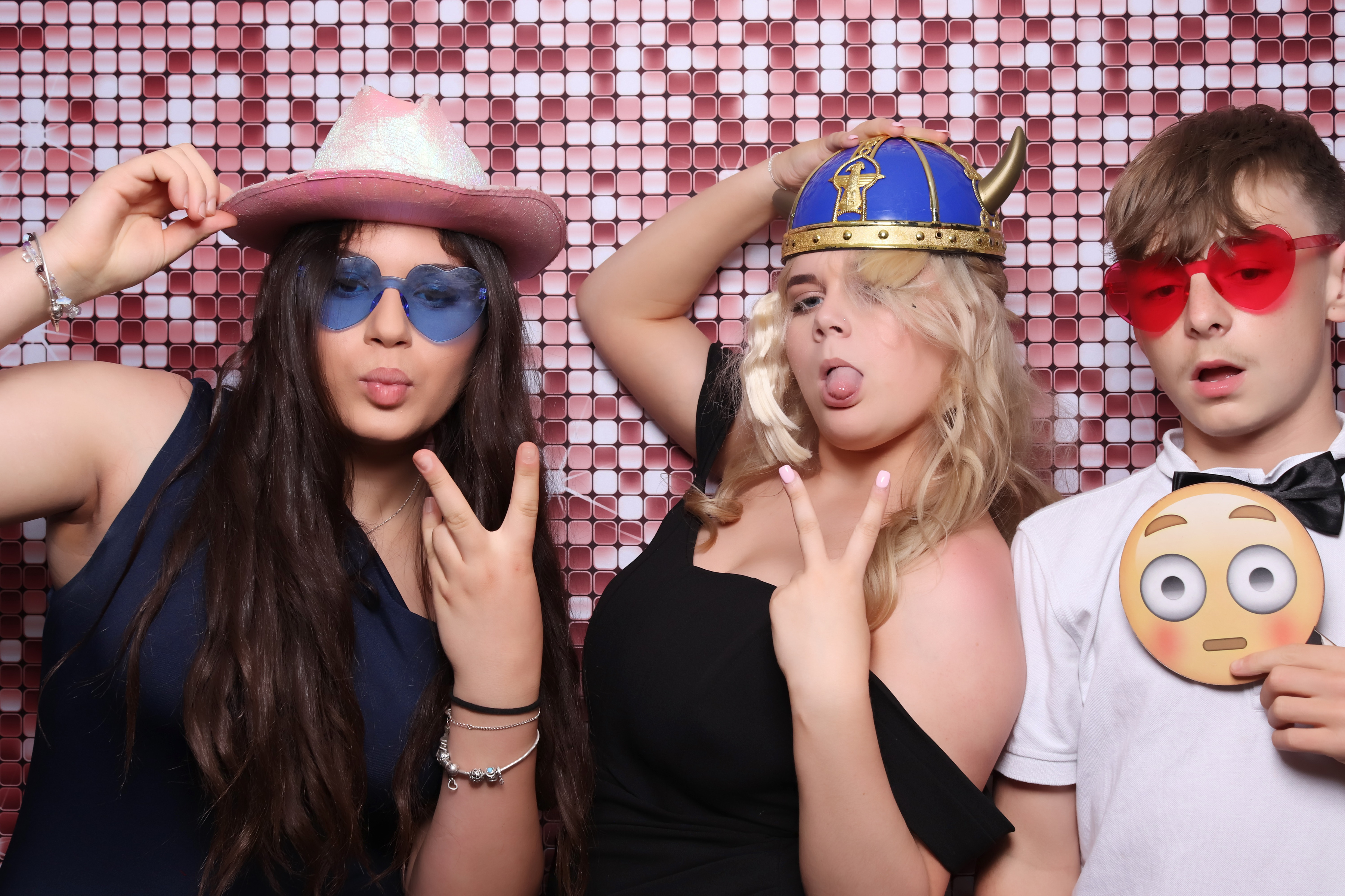 Lauren and James Wedding | View more photos from the event at gallery.pbooth.co.uk/u/ThePboothCompany/Lauren-and-James-Wedding