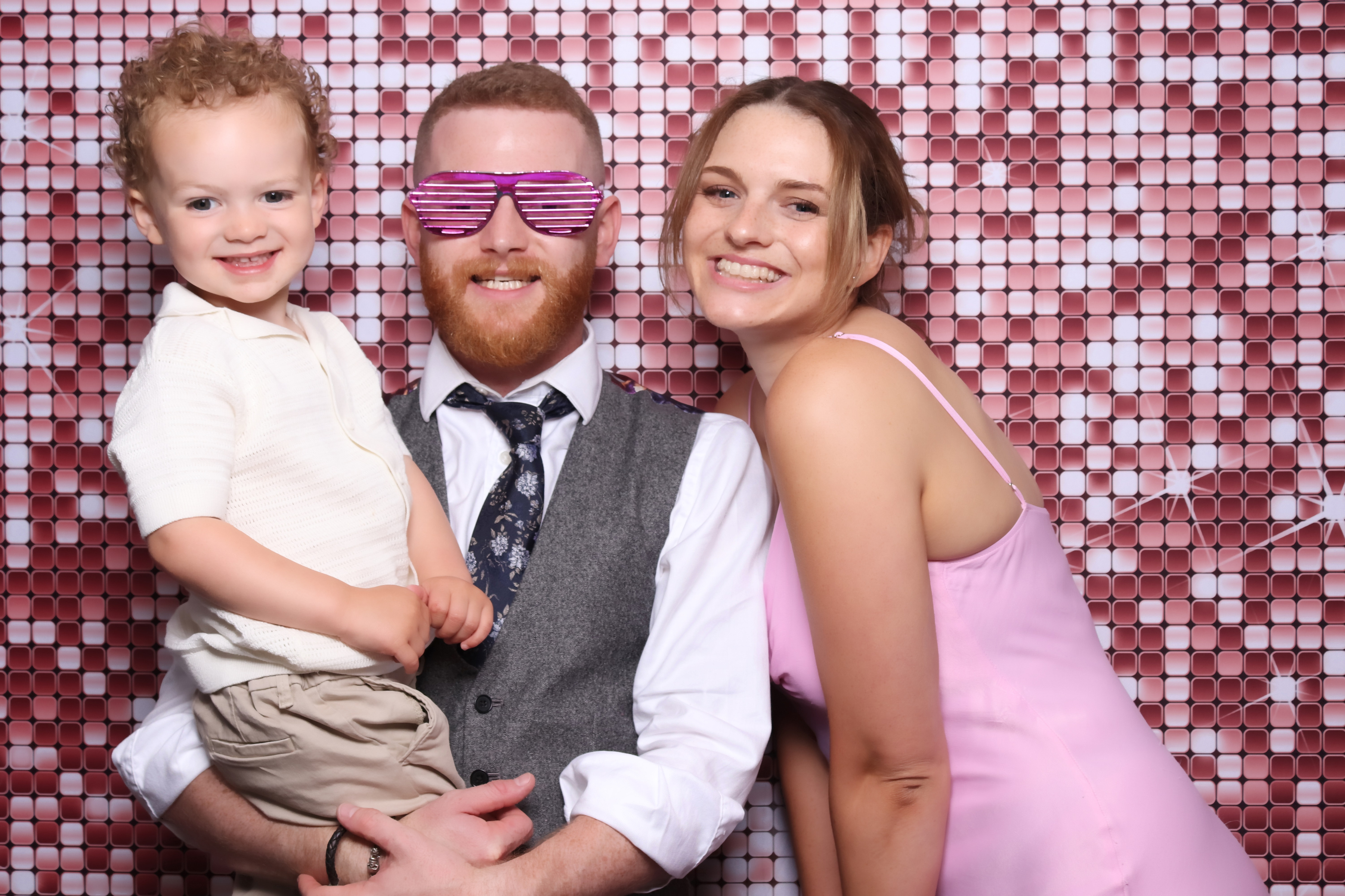 Lauren and James Wedding | View more photos from the event at gallery.pbooth.co.uk/u/ThePboothCompany/Lauren-and-James-Wedding