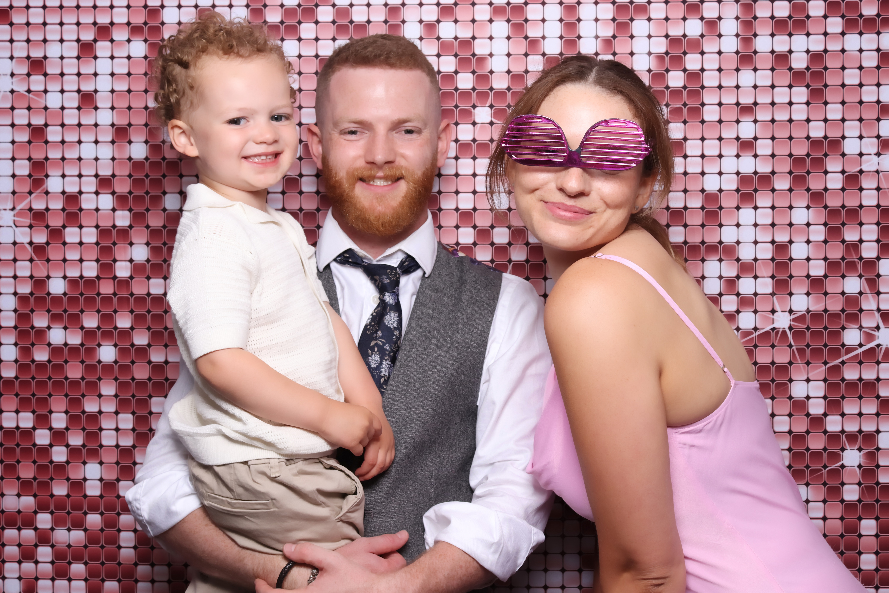 Lauren and James Wedding | View more photos from the event at gallery.pbooth.co.uk/u/ThePboothCompany/Lauren-and-James-Wedding