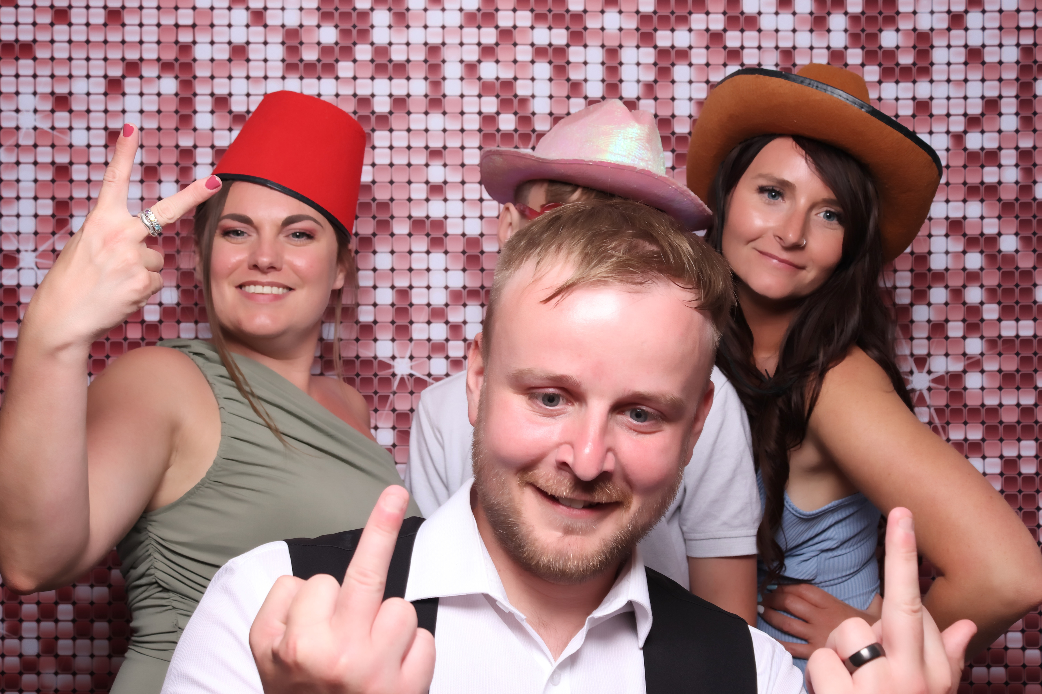 Lauren and James Wedding | View more photos from the event at gallery.pbooth.co.uk/u/ThePboothCompany/Lauren-and-James-Wedding