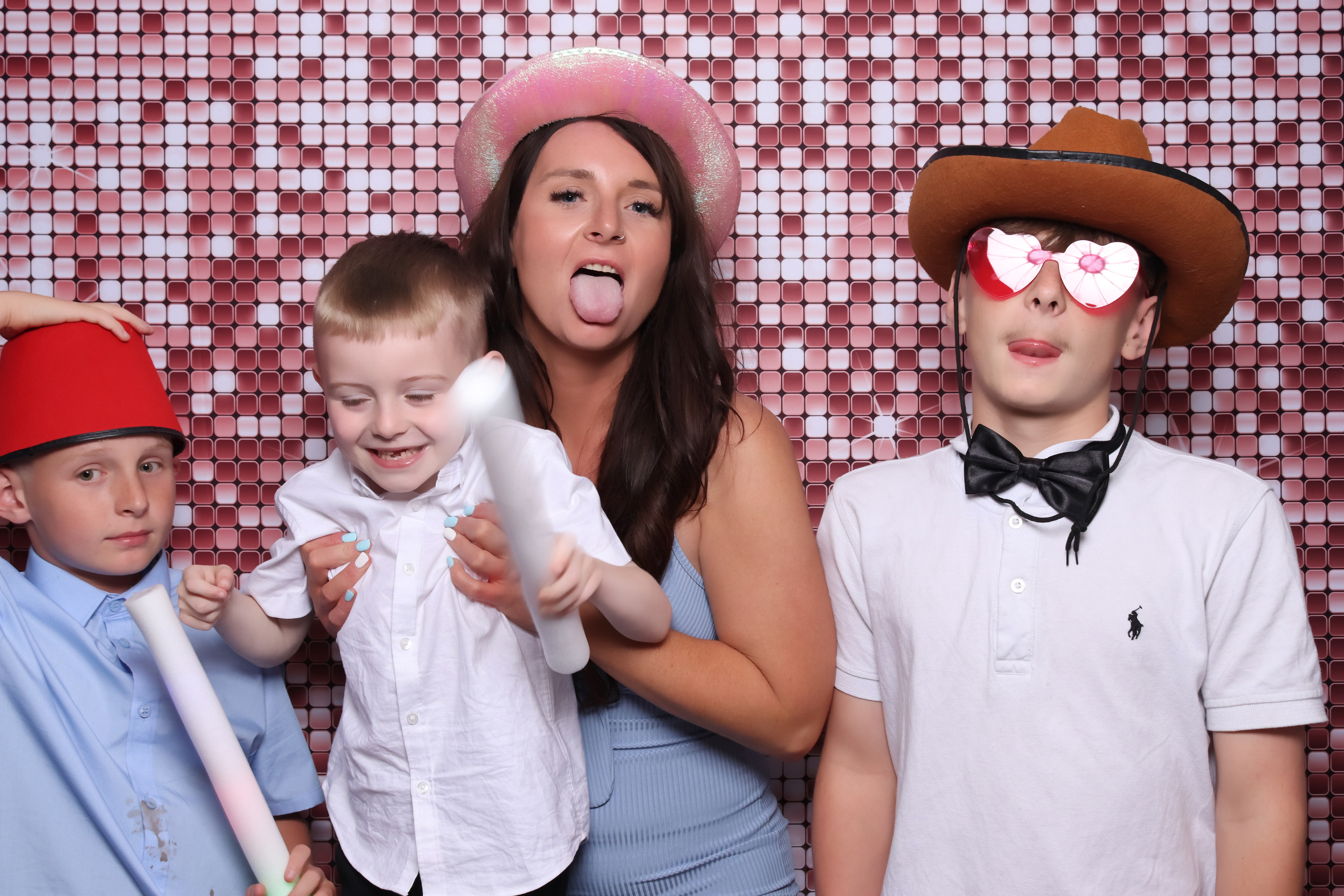 Lauren and James Wedding | View more photos from the event at gallery.pbooth.co.uk/u/ThePboothCompany/Lauren-and-James-Wedding