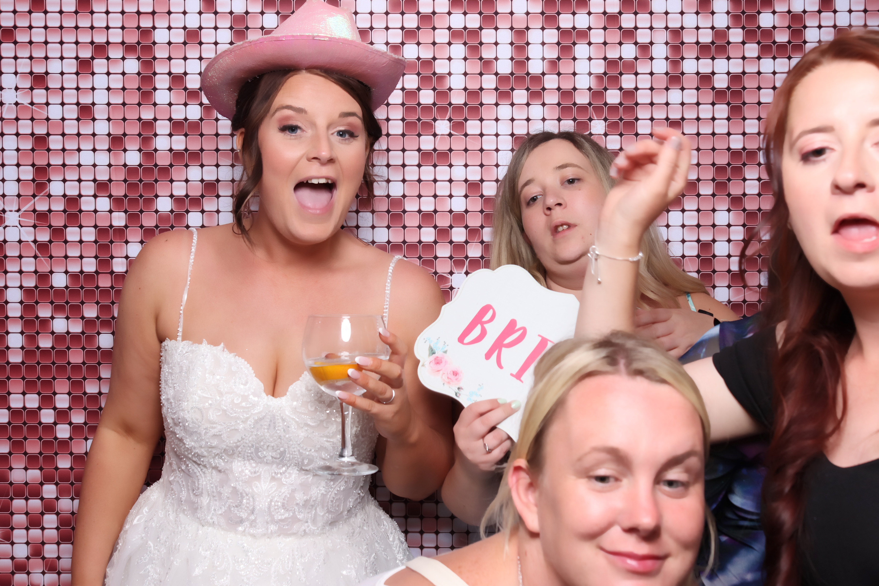 Lauren and James Wedding | View more photos from the event at gallery.pbooth.co.uk/u/ThePboothCompany/Lauren-and-James-Wedding