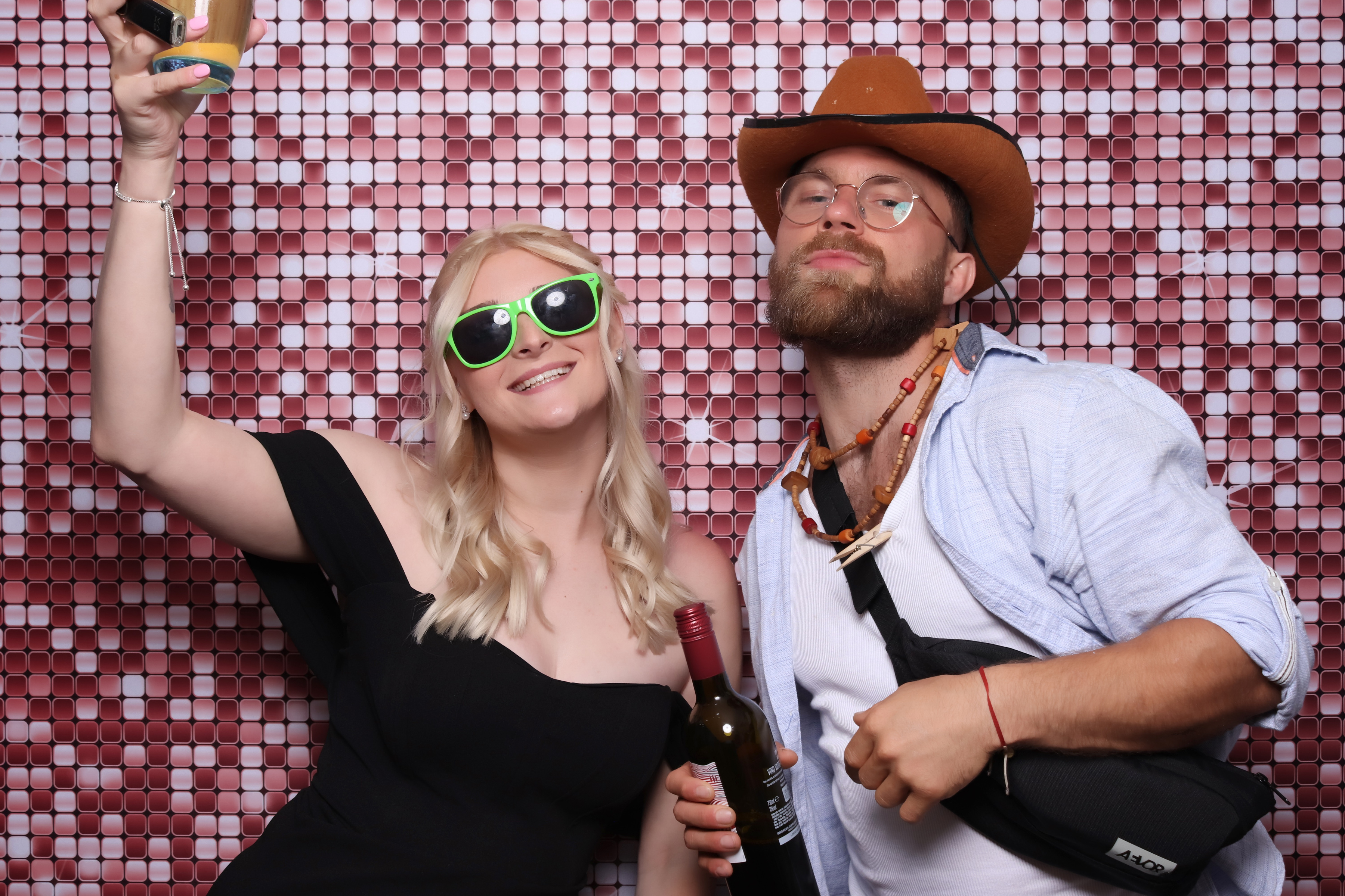 Lauren and James Wedding | View more photos from the event at gallery.pbooth.co.uk/u/ThePboothCompany/Lauren-and-James-Wedding