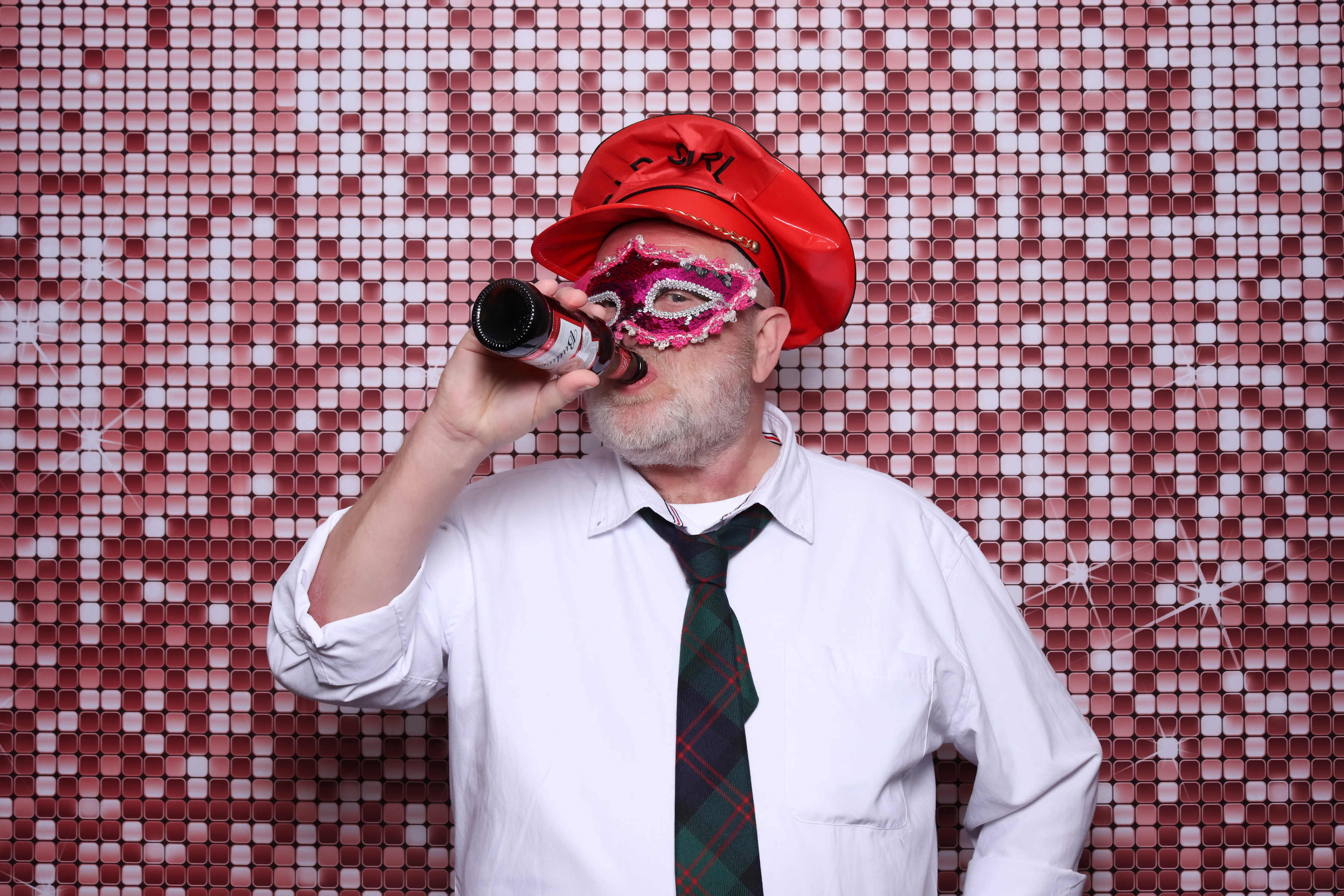 Lauren and James Wedding | View more photos from the event at gallery.pbooth.co.uk/u/ThePboothCompany/Lauren-and-James-Wedding