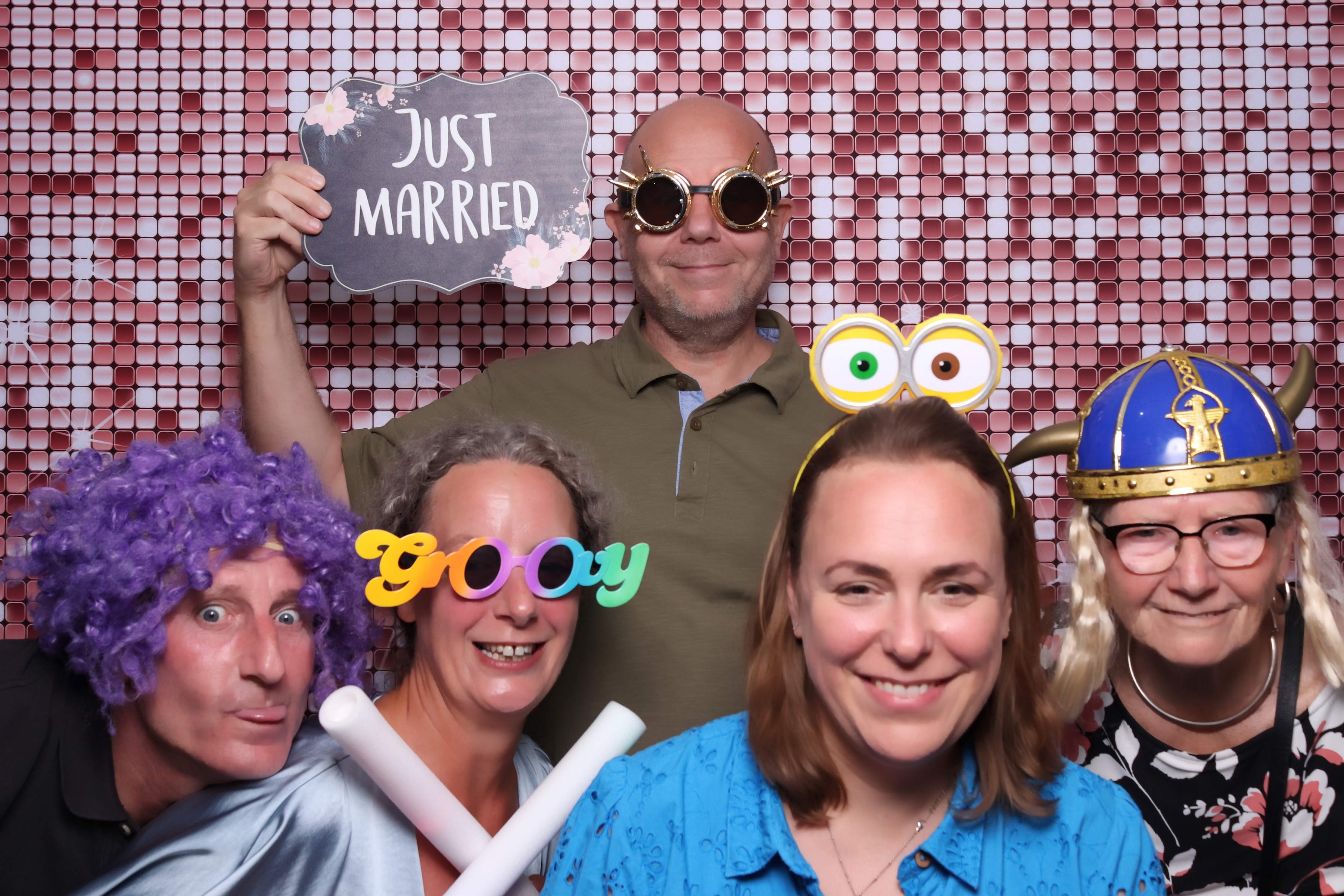 Lauren and James Wedding | View more photos from the event at gallery.pbooth.co.uk/u/ThePboothCompany/Lauren-and-James-Wedding