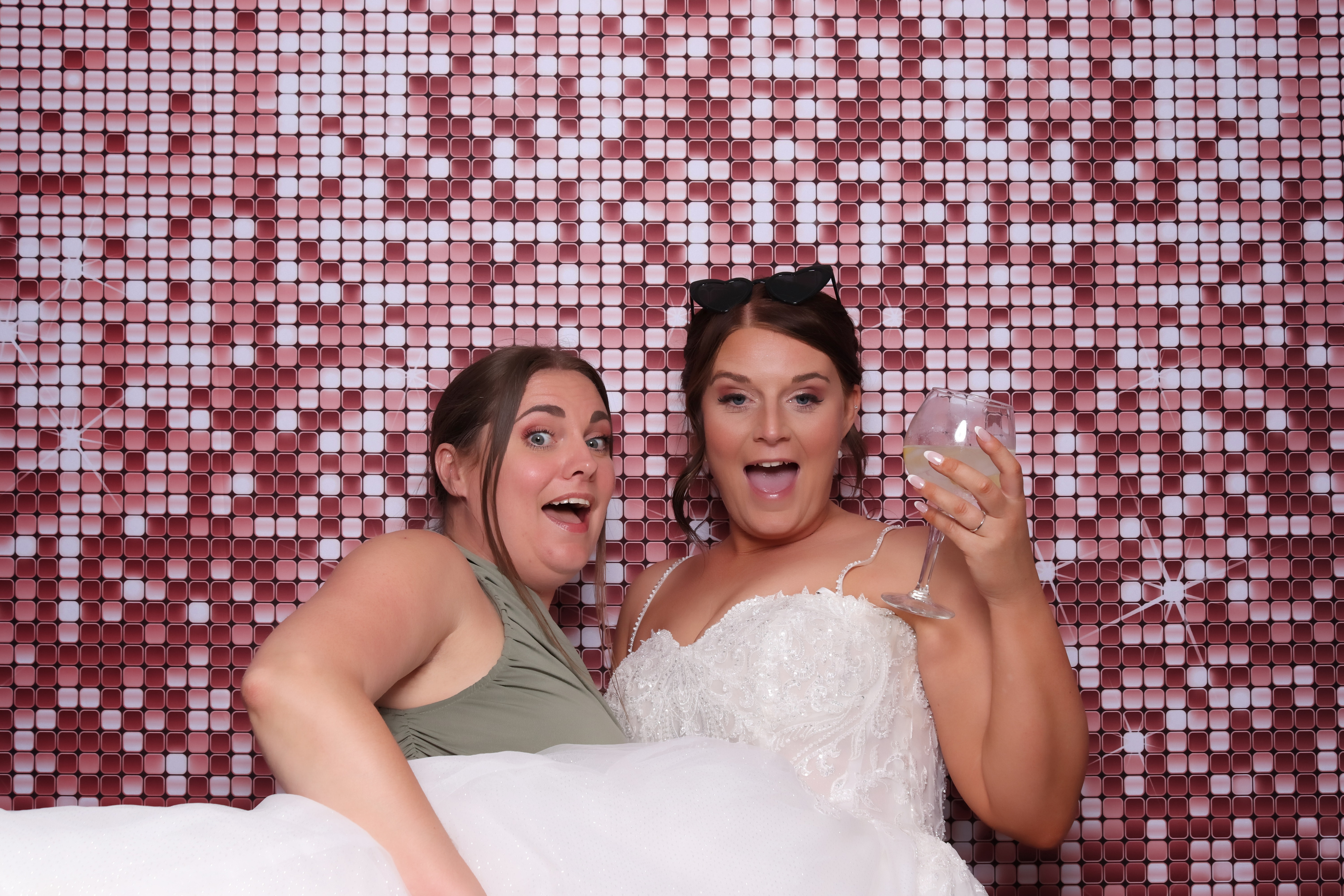 Lauren and James Wedding | View more photos from the event at gallery.pbooth.co.uk/u/ThePboothCompany/Lauren-and-James-Wedding