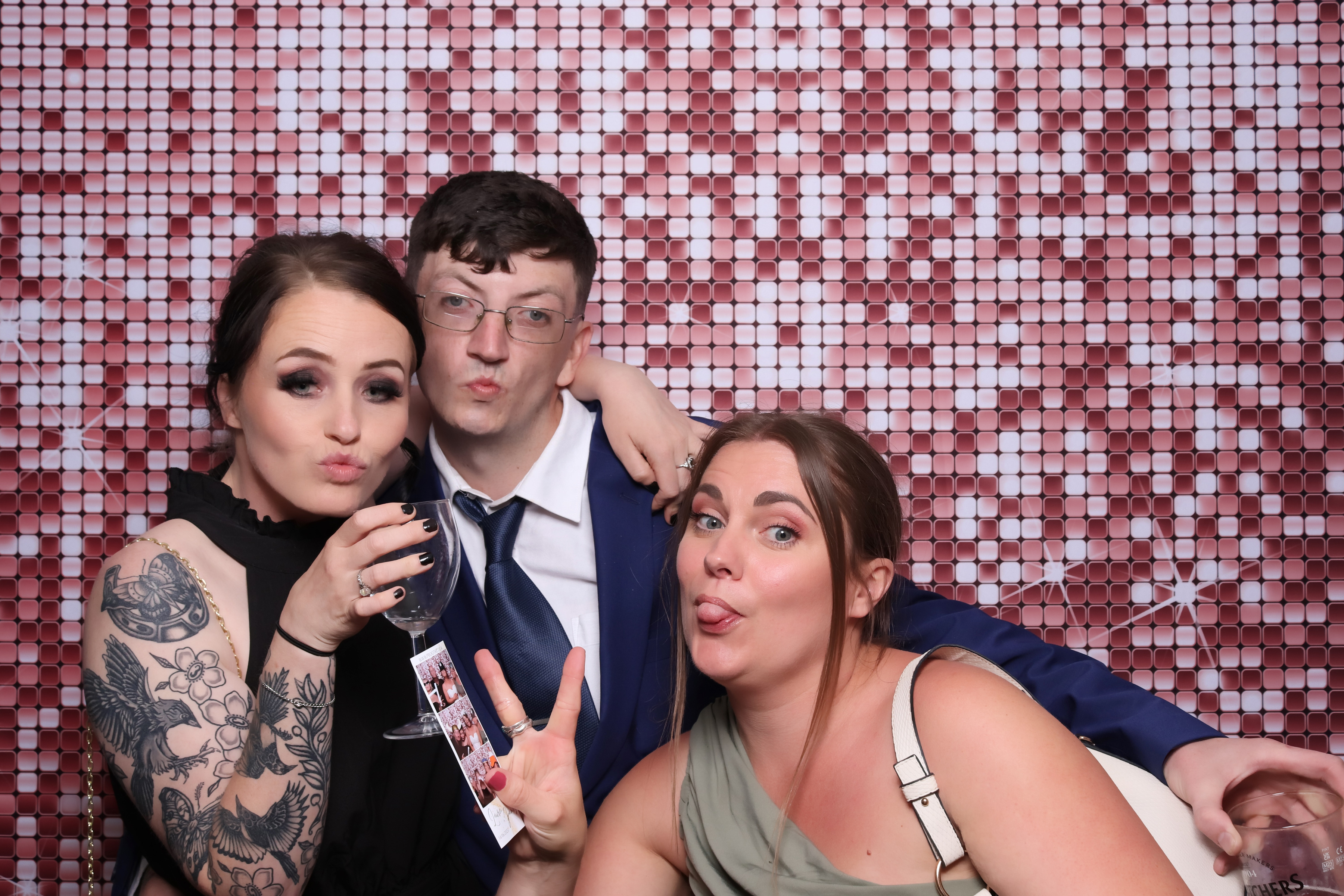 Lauren and James Wedding | View more photos from the event at gallery.pbooth.co.uk/u/ThePboothCompany/Lauren-and-James-Wedding